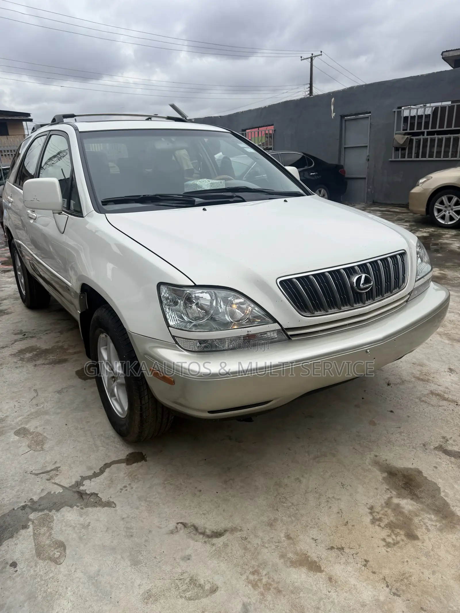 Lexus RX 300 2001 White