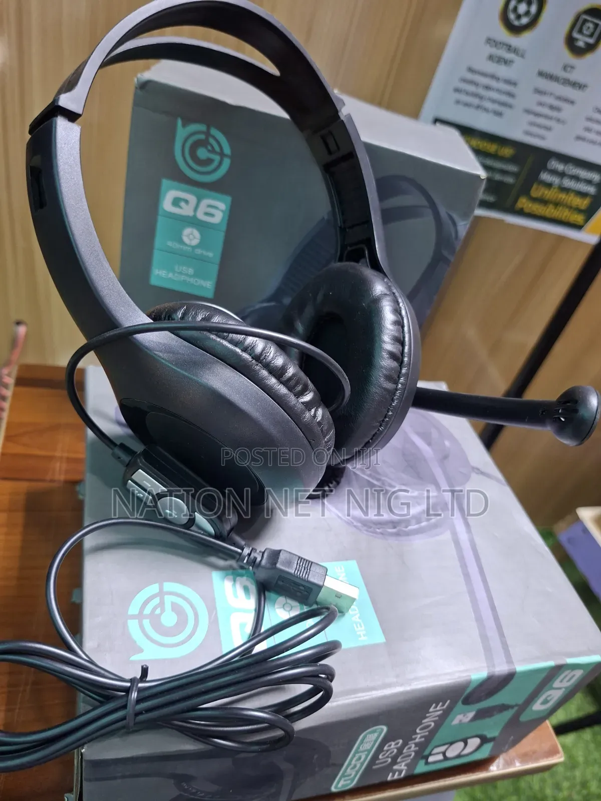 Q6 40mm Drive Usb Headphone