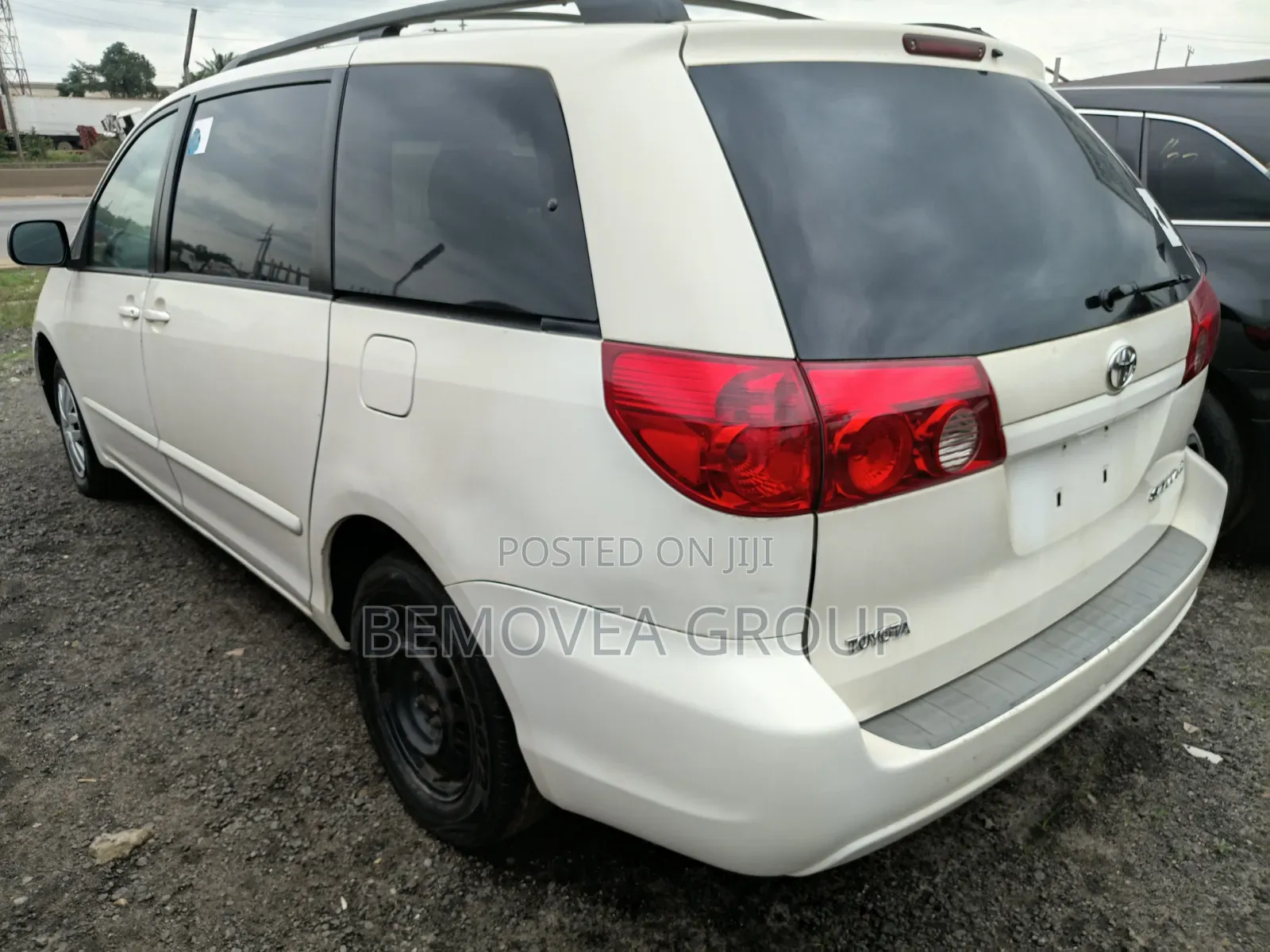 Toyota Sienna 2006 White