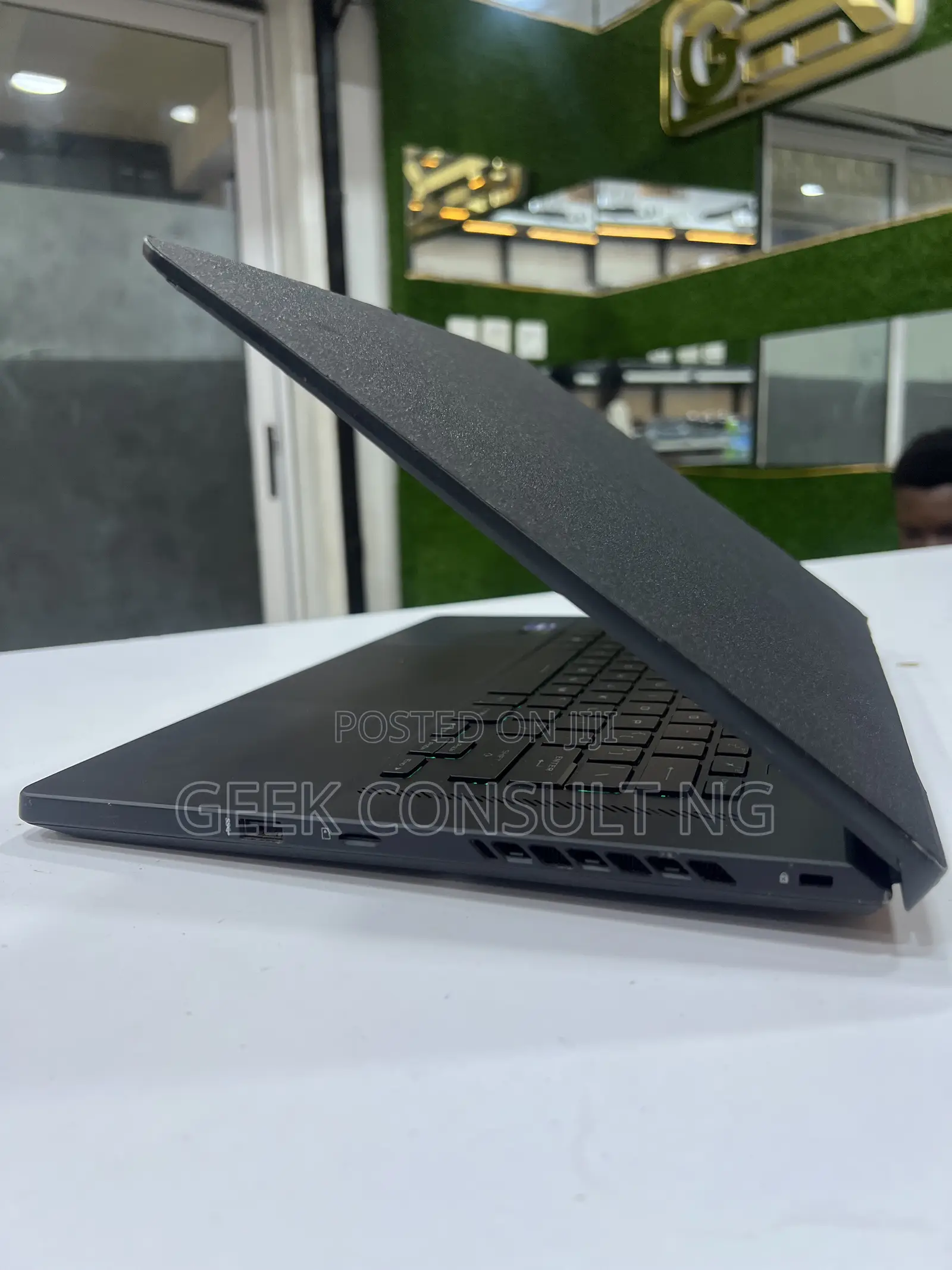 Laptop Asus ROG Zephyrus M16 GU603HR 32GB Intel Core i9 SSD 1T