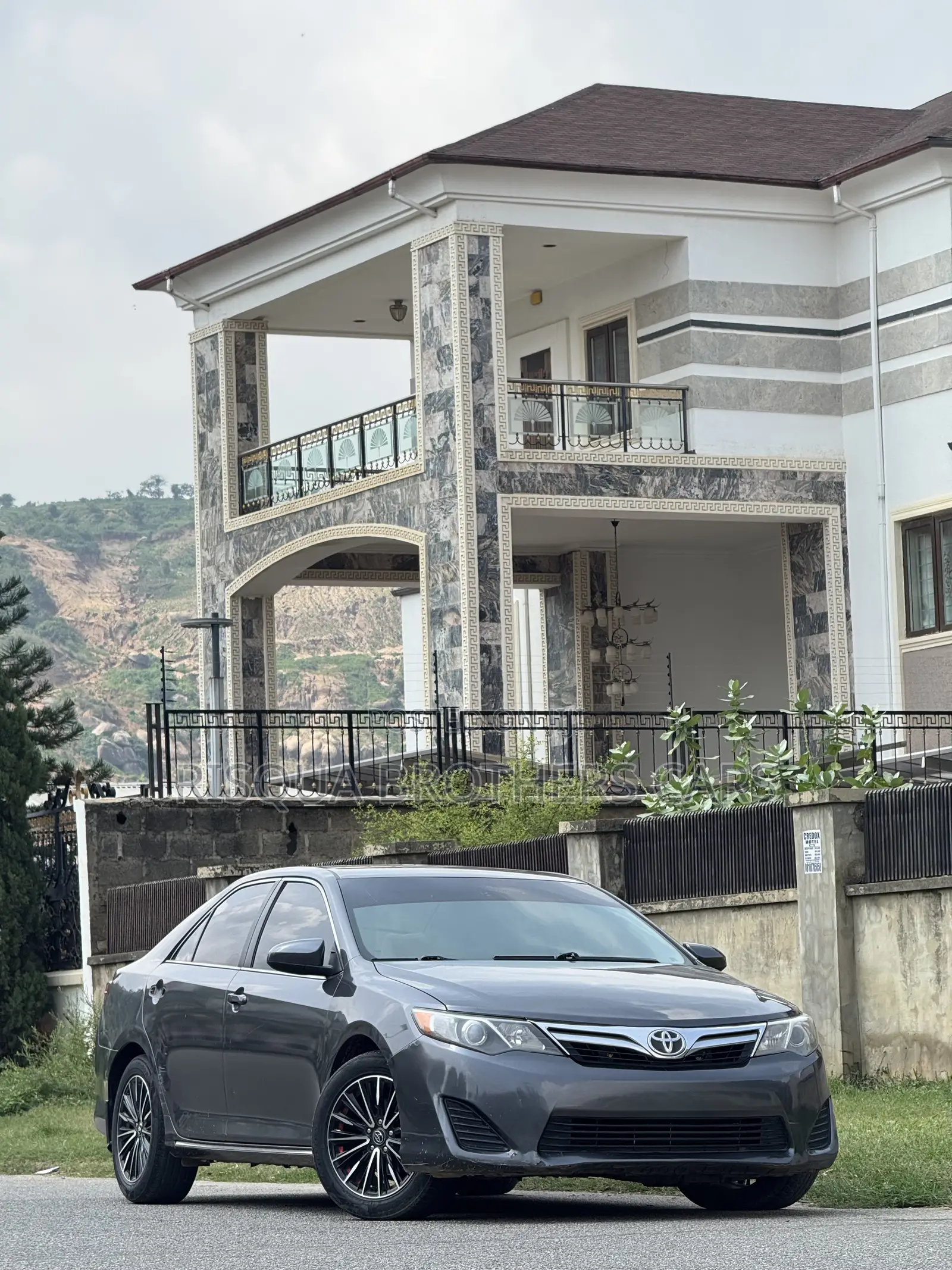 Toyota Camry 2013 Gray