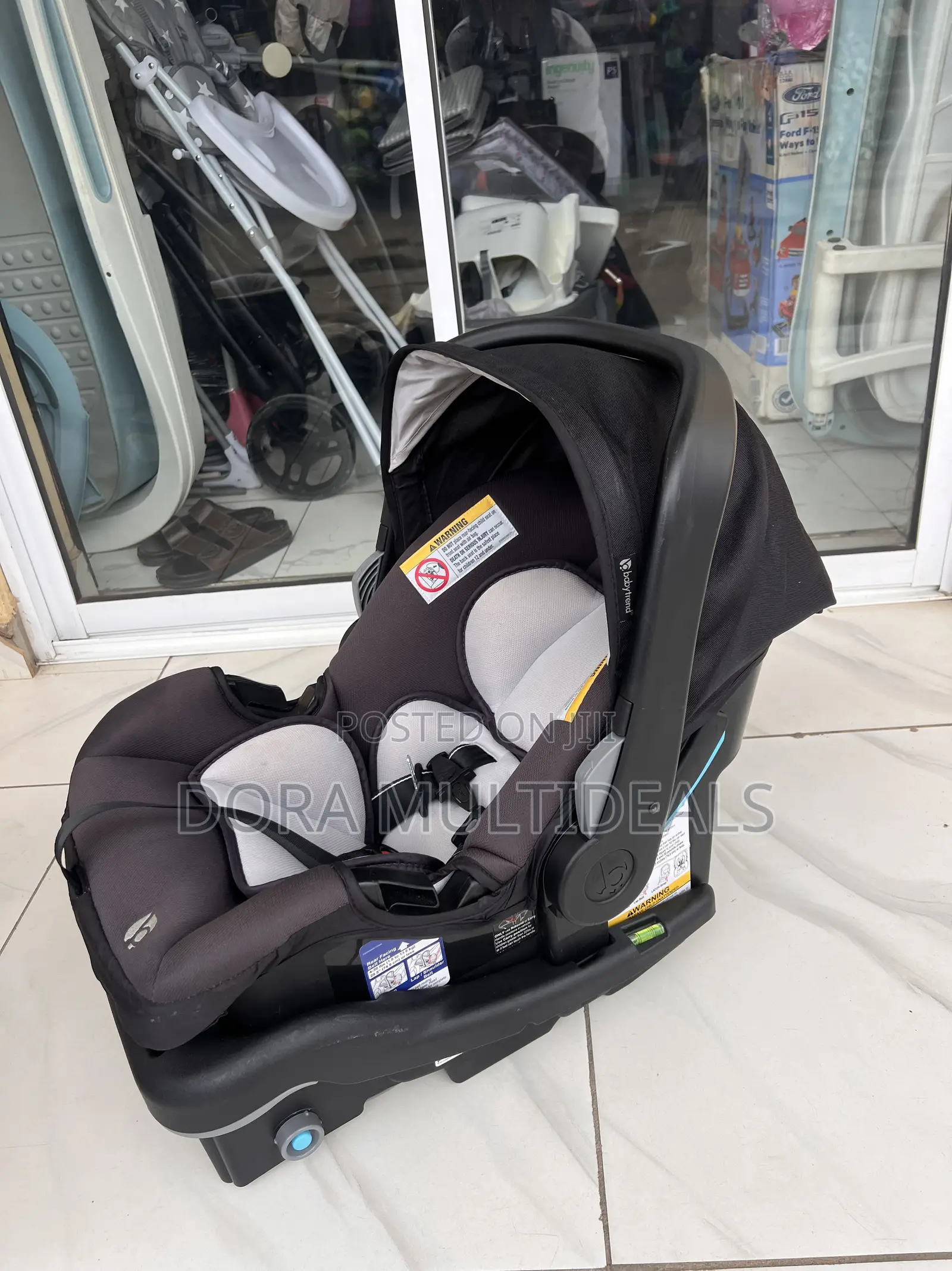 Baby Trend Infant Carrier Car Seat Well Padded