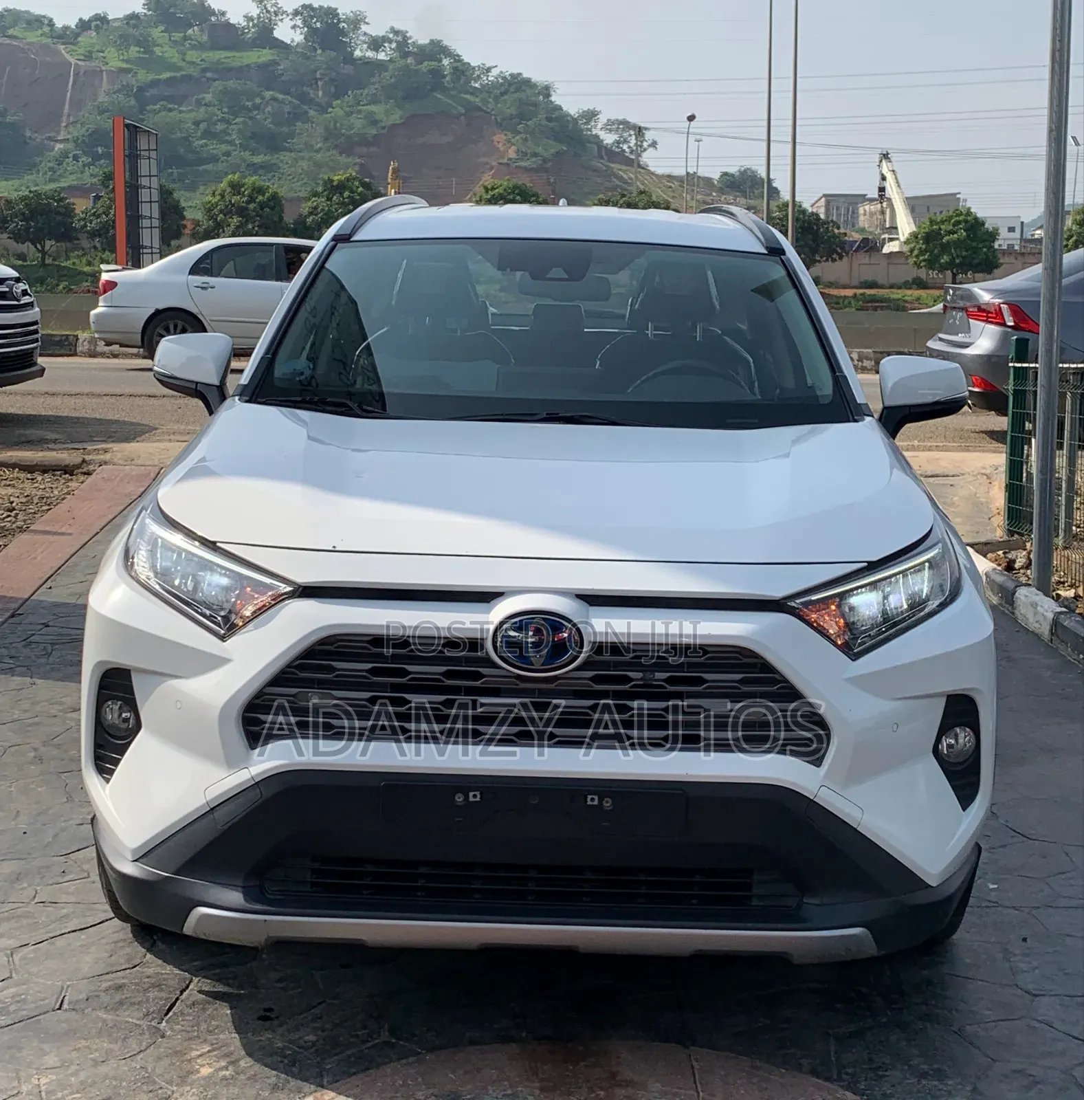 Toyota RAV4 2023 White
