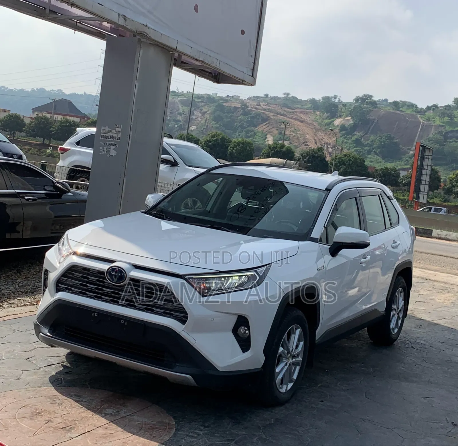 Toyota RAV4 2023 White