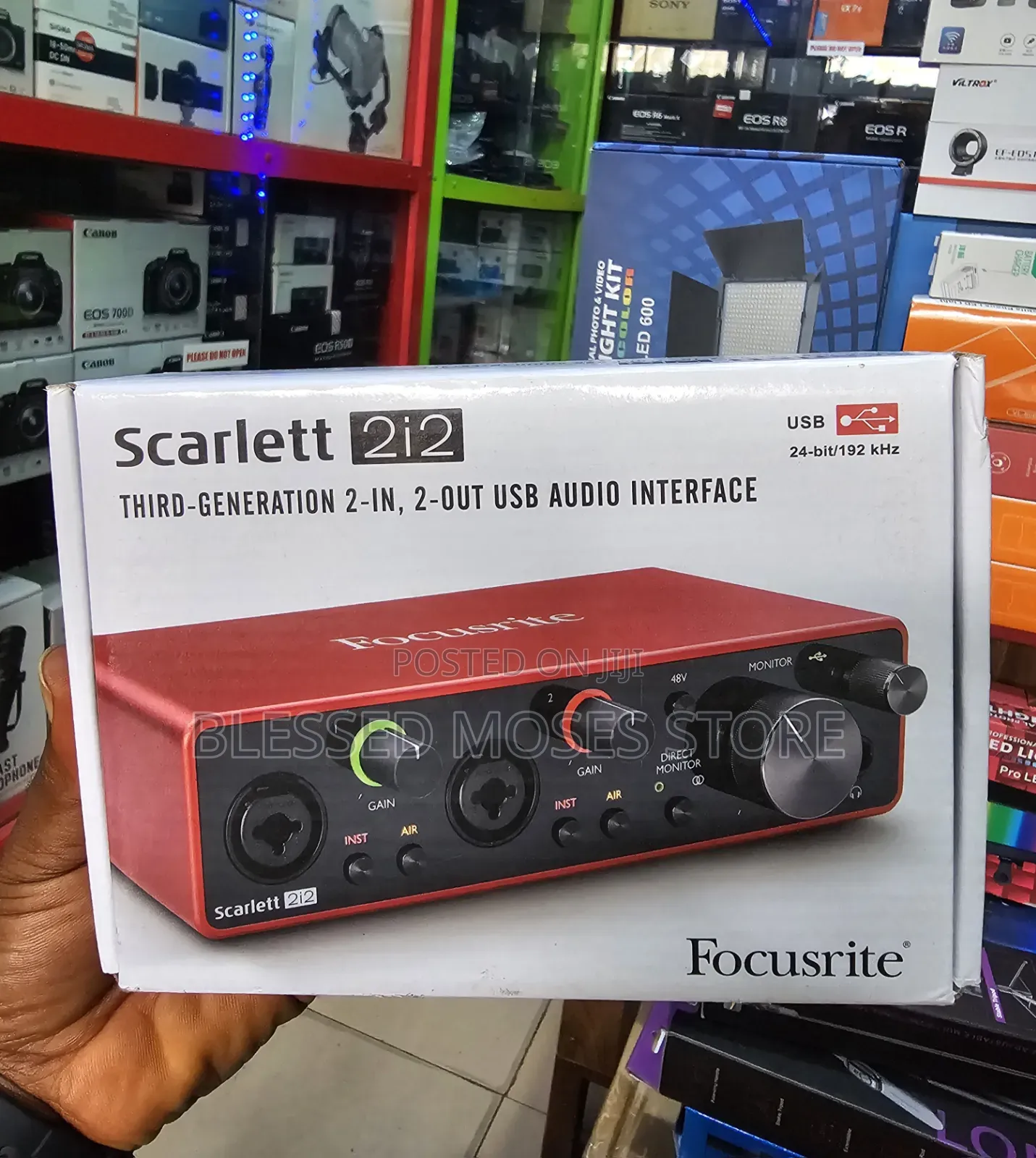 Scarlett 212
