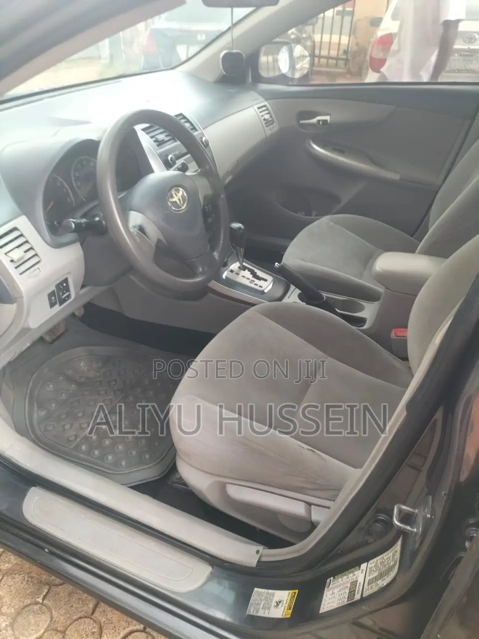 Toyota Corolla 2009 Gray