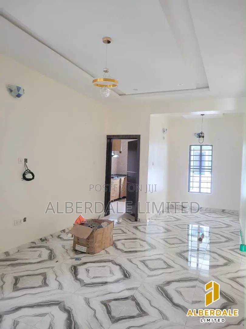 2bdrm Block of Flats in Langbasa Estate, Ajah for rent