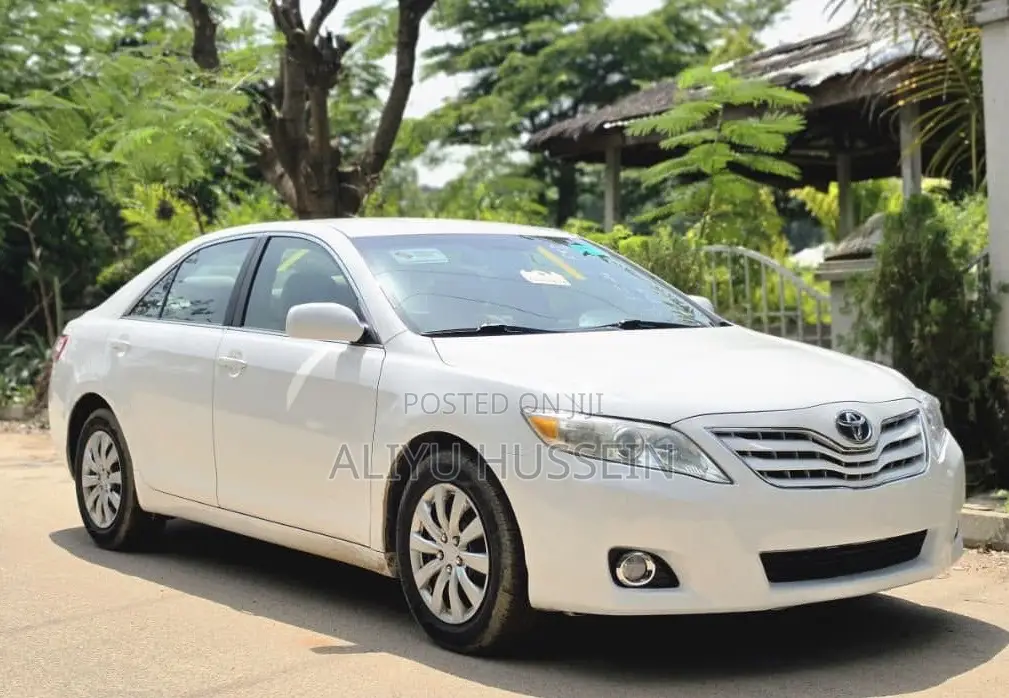 Toyota Camry 2011 White