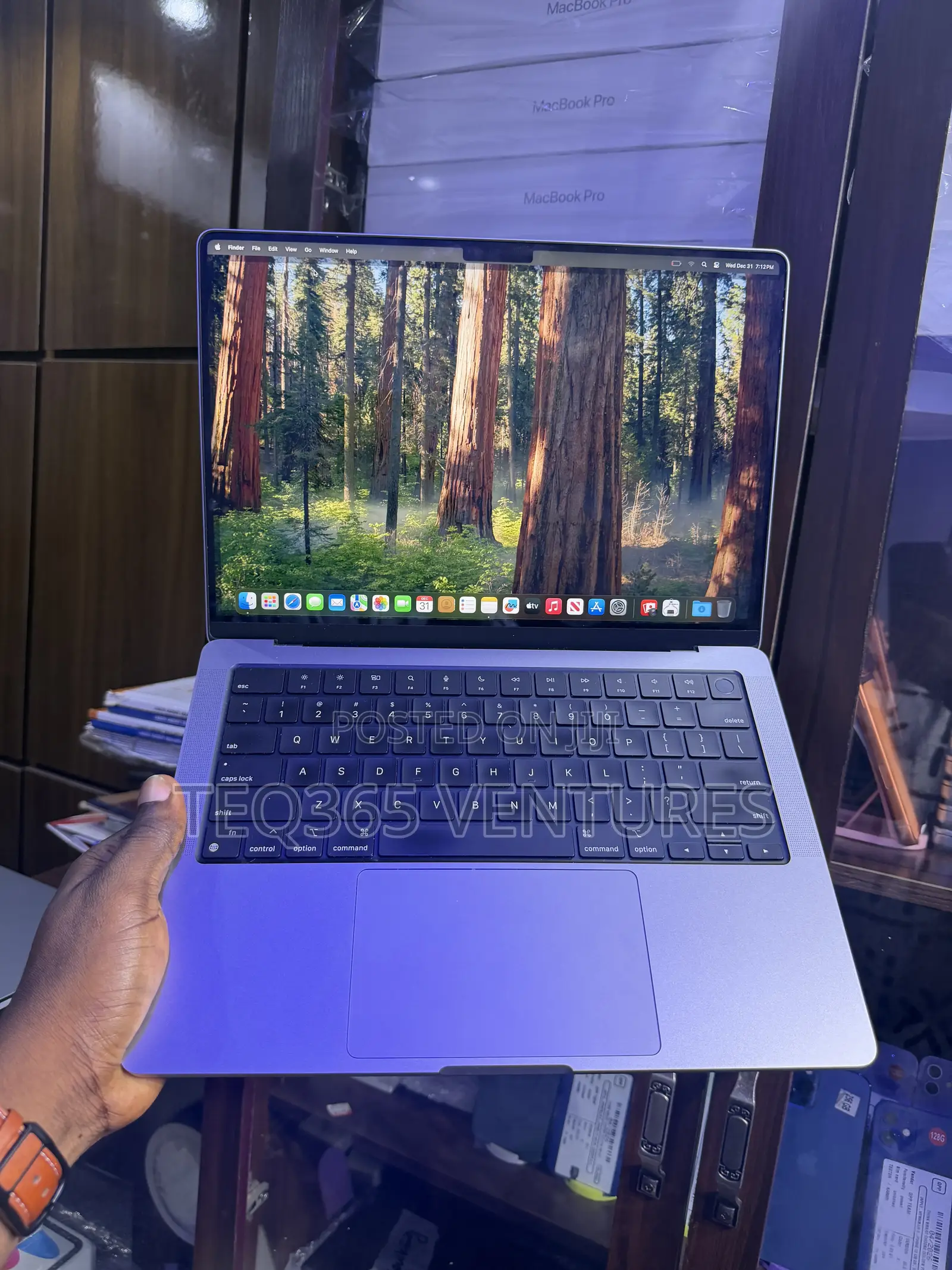 Laptop Apple MacBook Pro 32GB Apple M1 Pro SSD 512GB