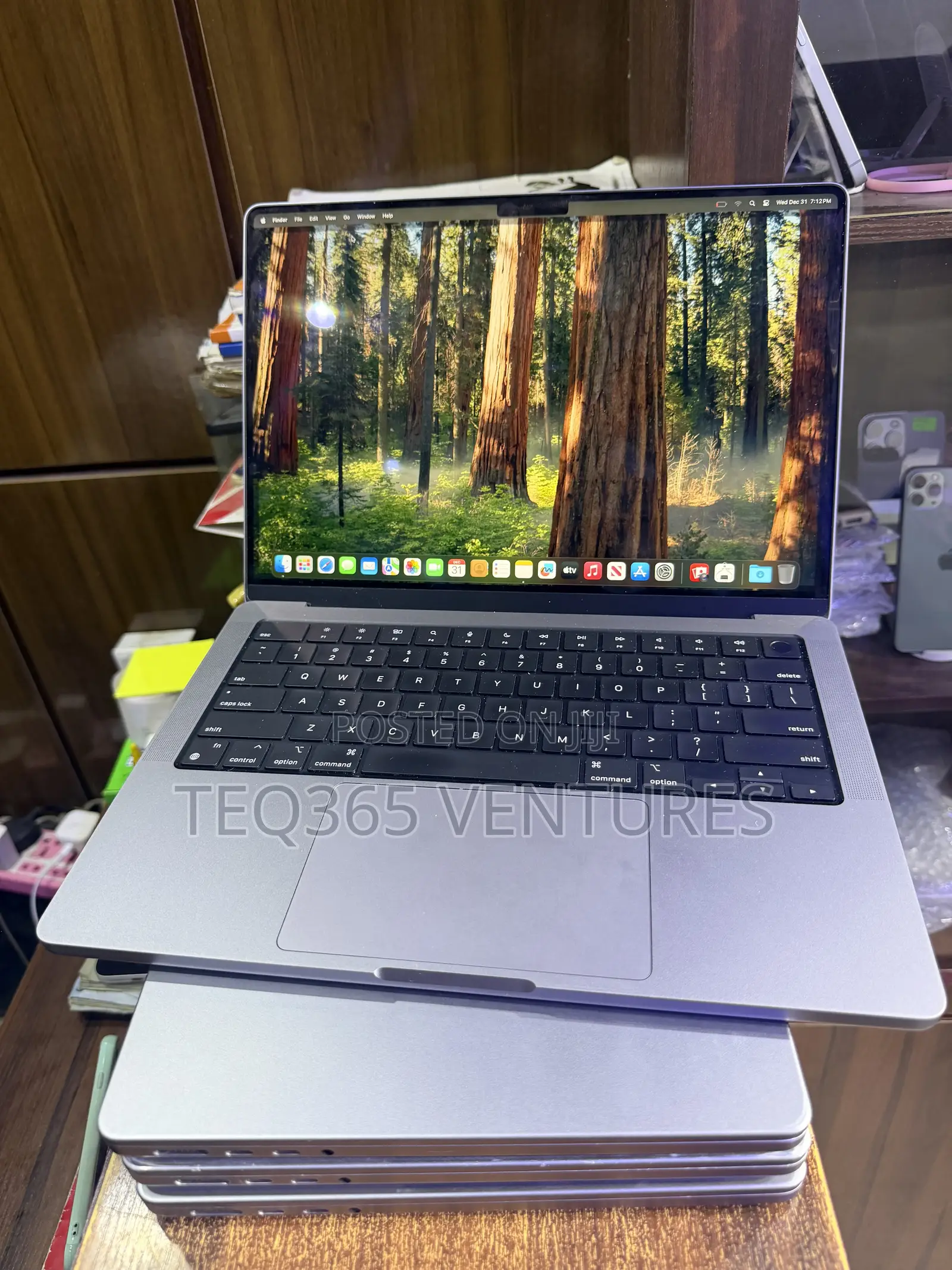Laptop Apple MacBook Pro 32GB Apple M1 Pro SSD 512GB