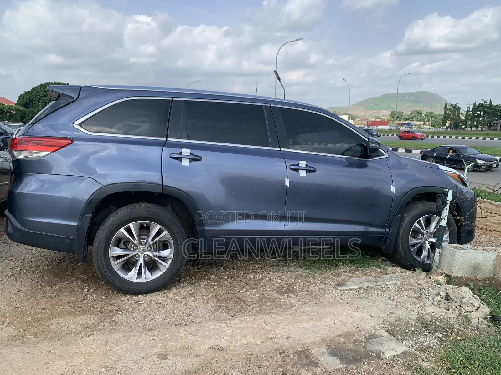 Toyota Highlander LE 4dr SUV (3.5L 6cyl 6A) 2015 Blue