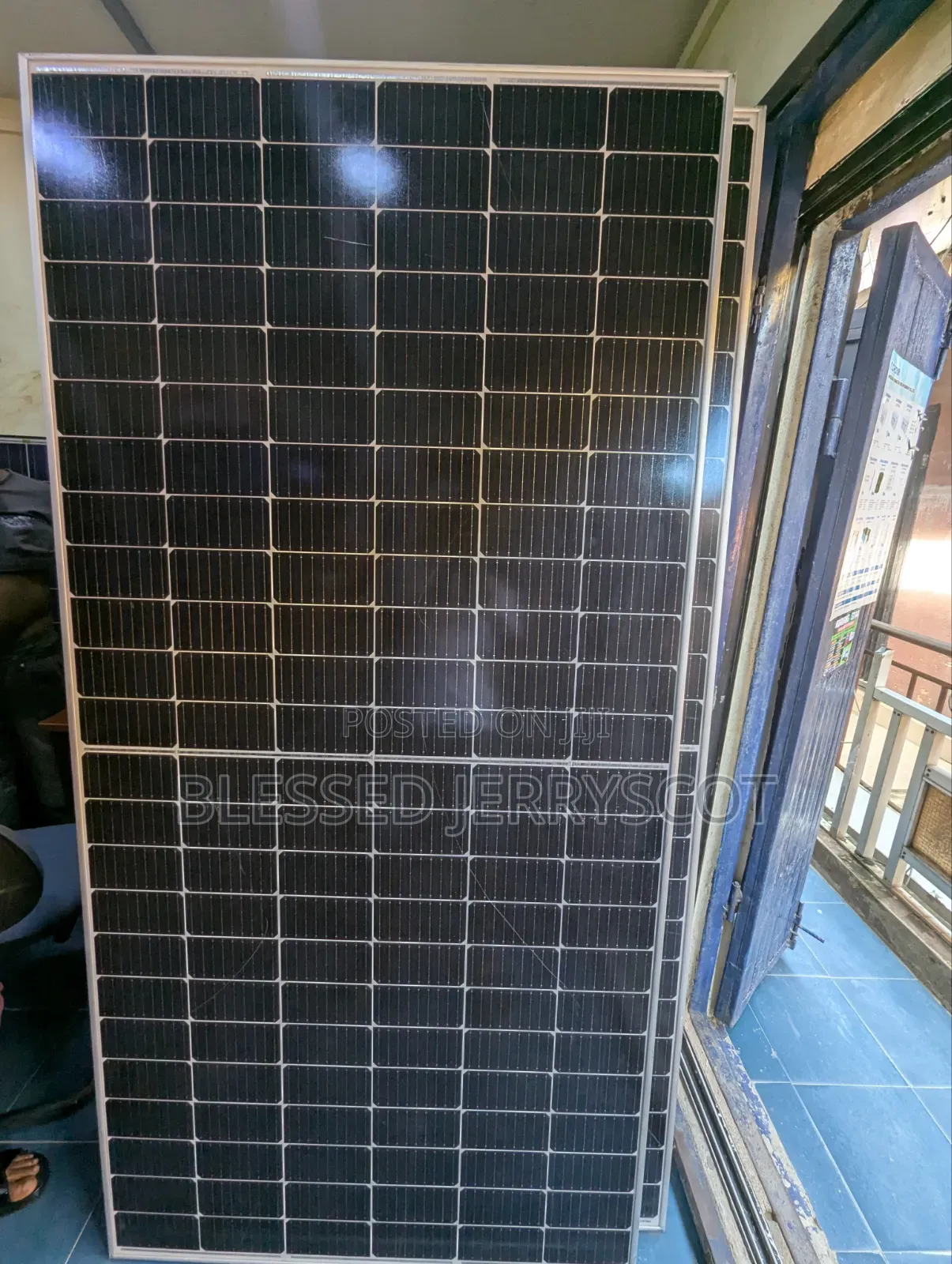 Sunfit 500watts Mono-Crystalline 144cells Solar Panels in Stock.