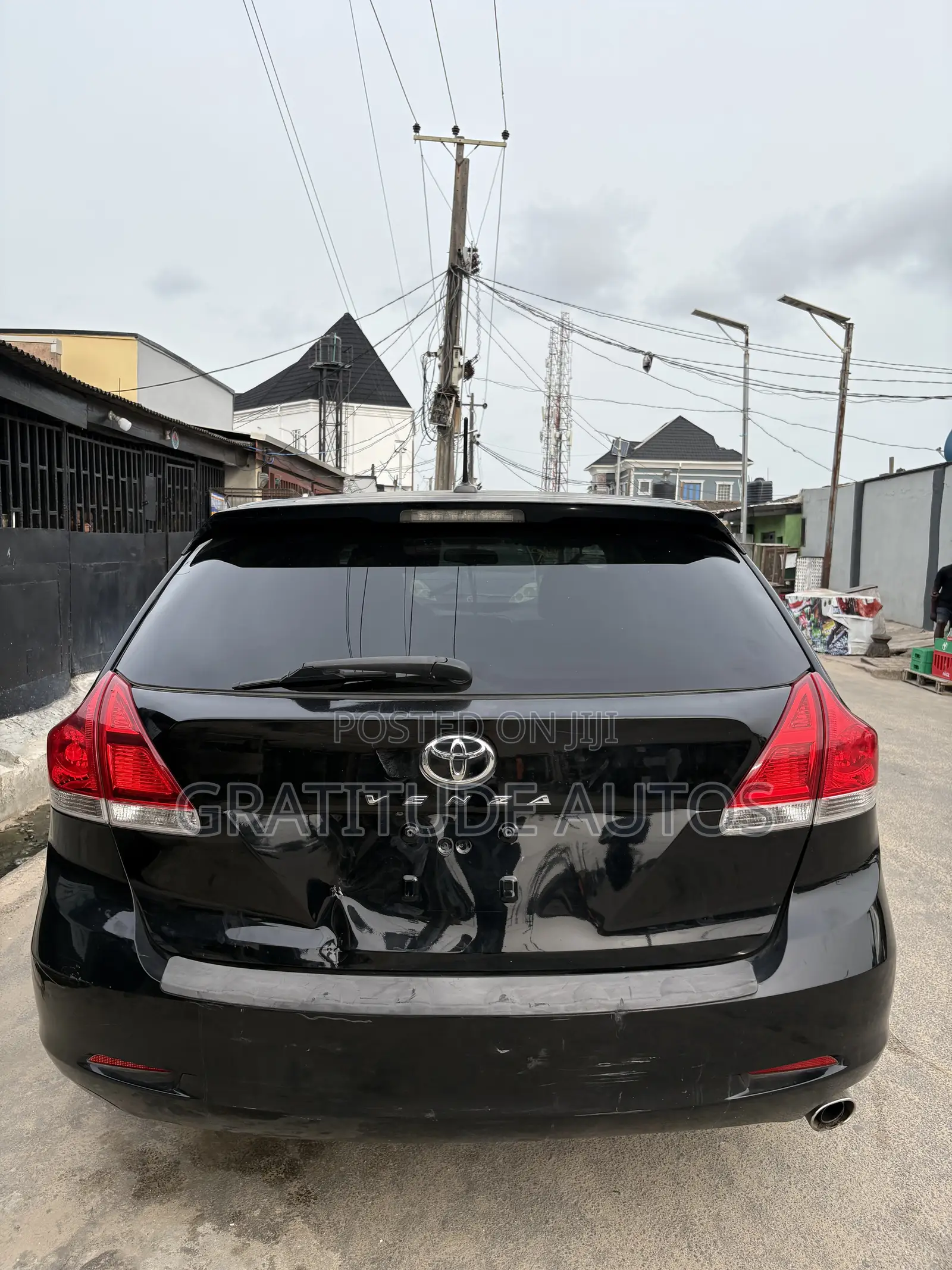 Toyota Venza LE 2010 Black