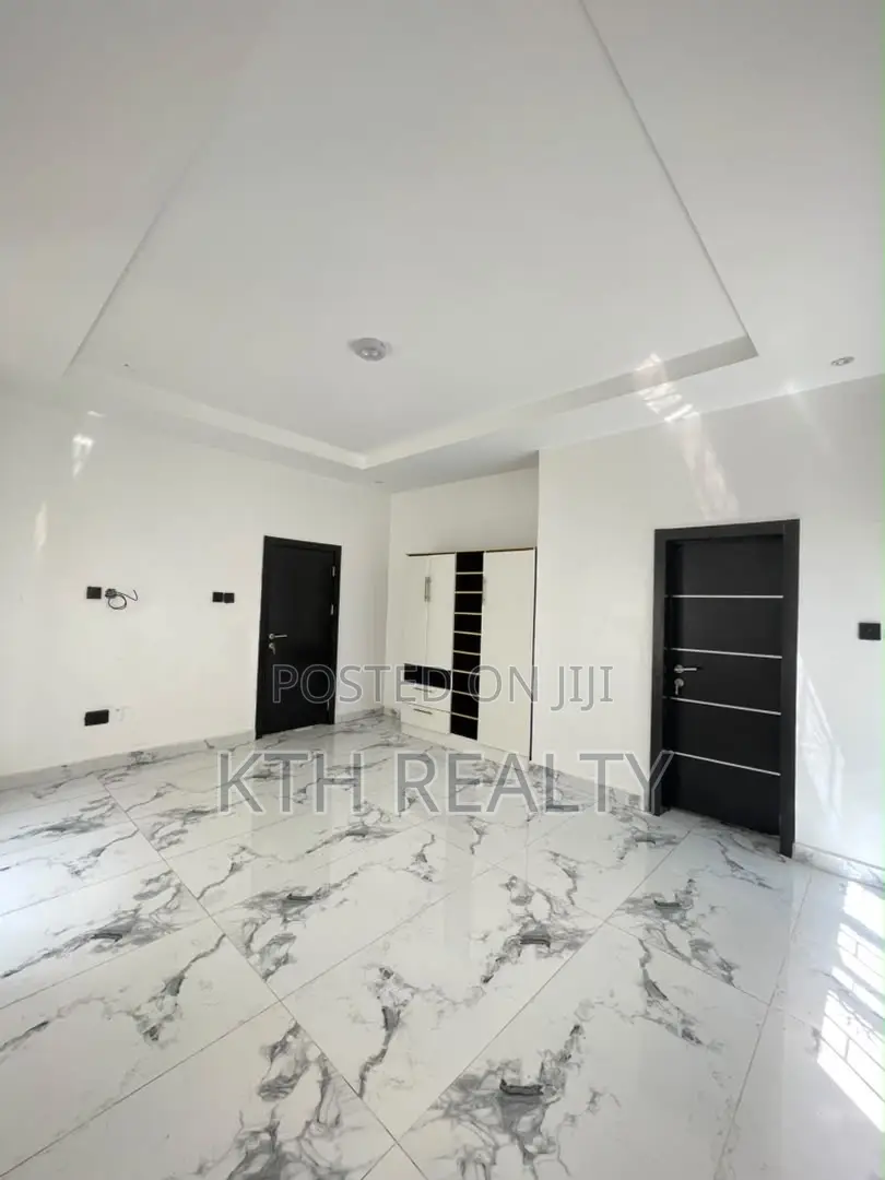 3bdrm Duplex in Ikate for rent