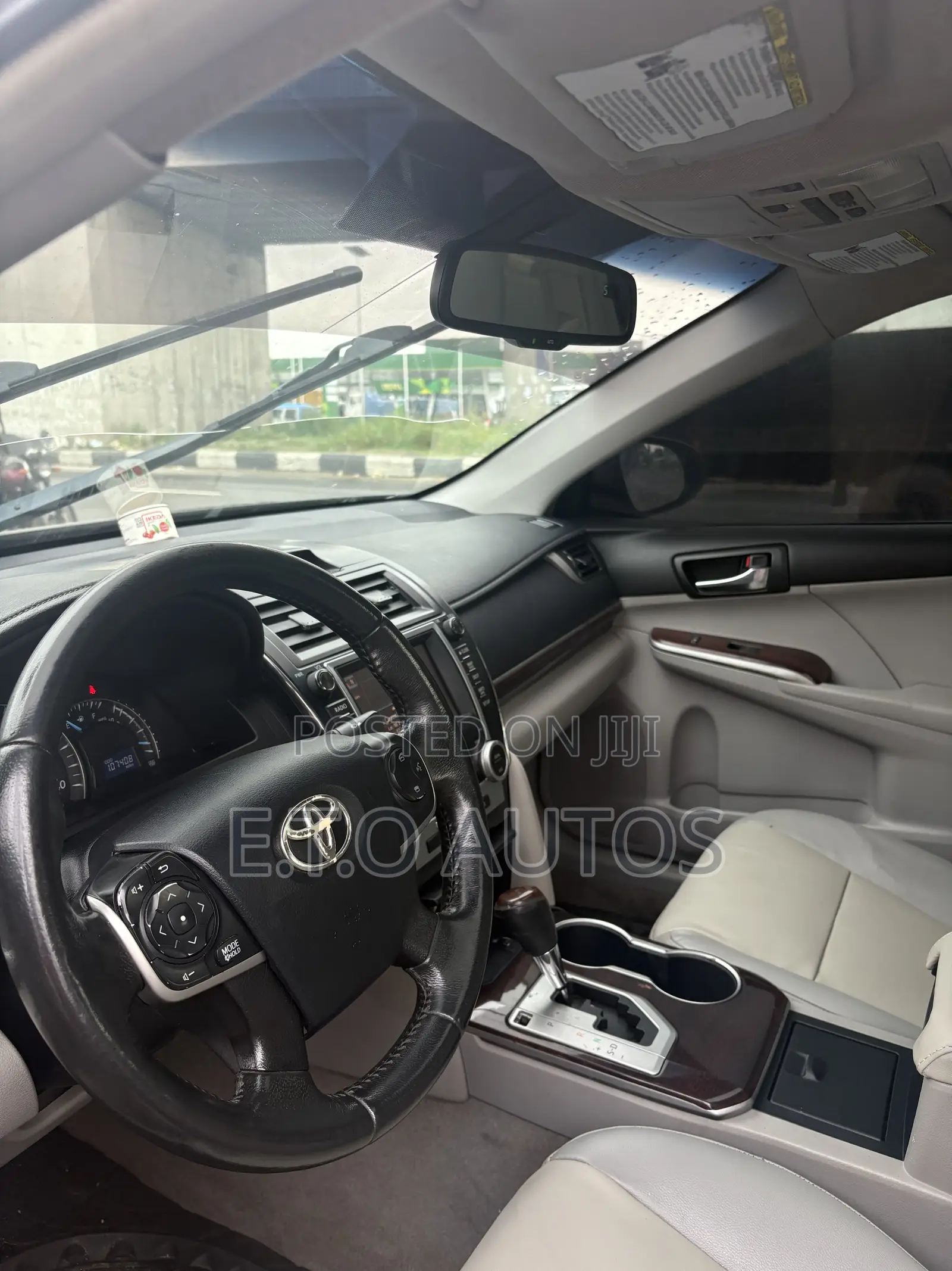 Toyota Camry XLE V6 4dr Sedan (3.5L 6cyl 6A) 2012 Black