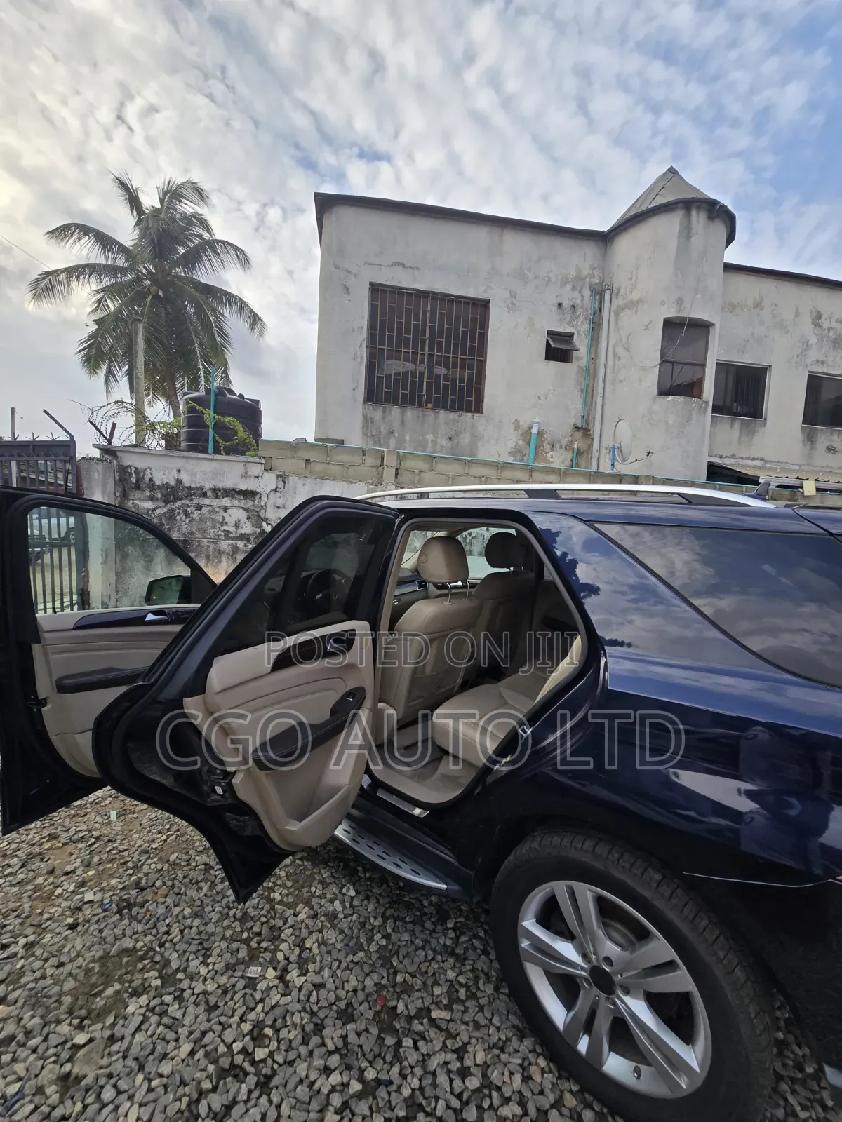 Mercedes-Benz M Class 2012 Blue