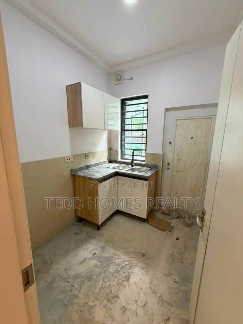 2bdrm Apartment in Royal Garden Estate, Off Lekki-Epe Expressway