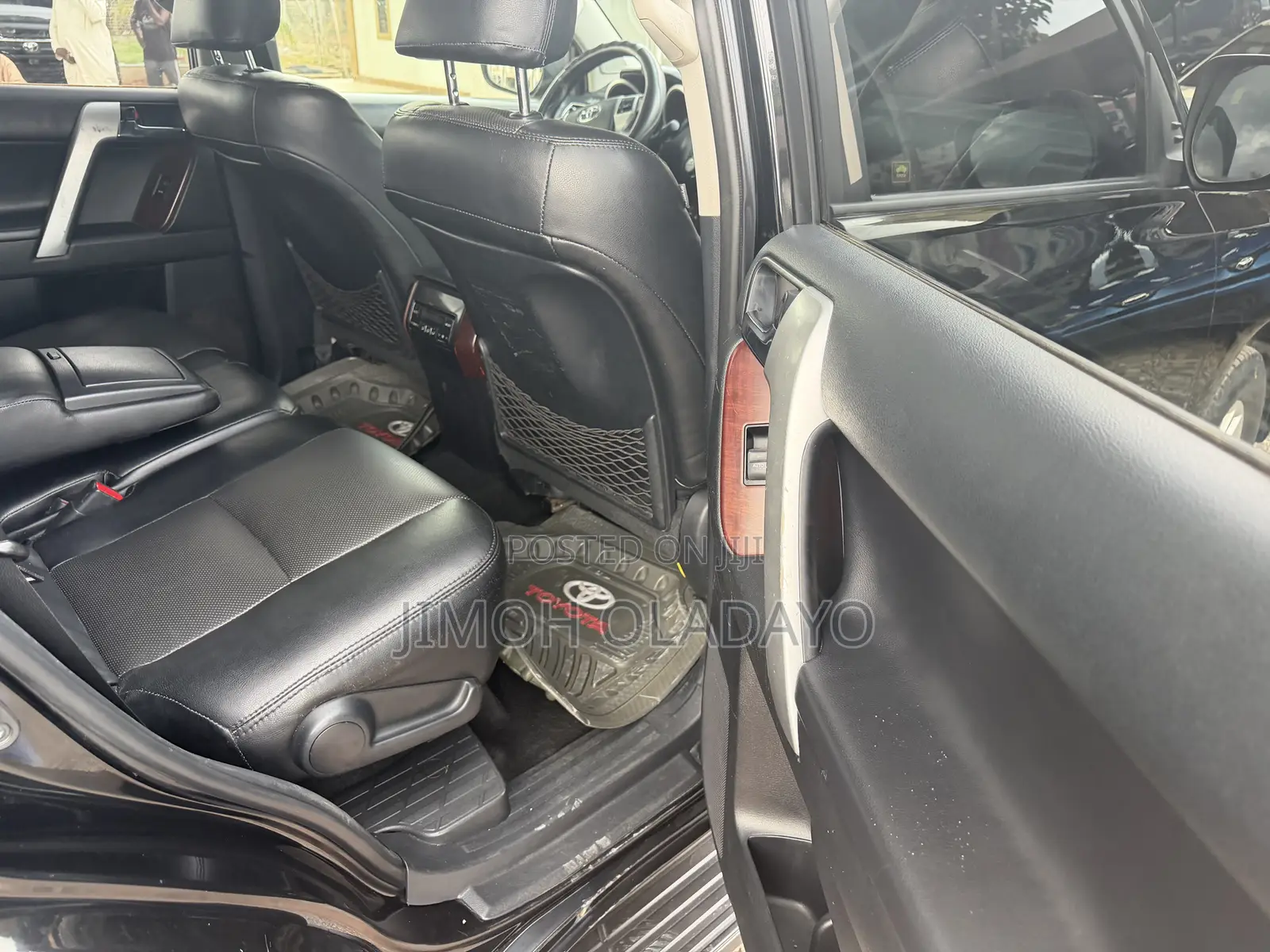 Toyota Land Cruiser Prado 2016 Black