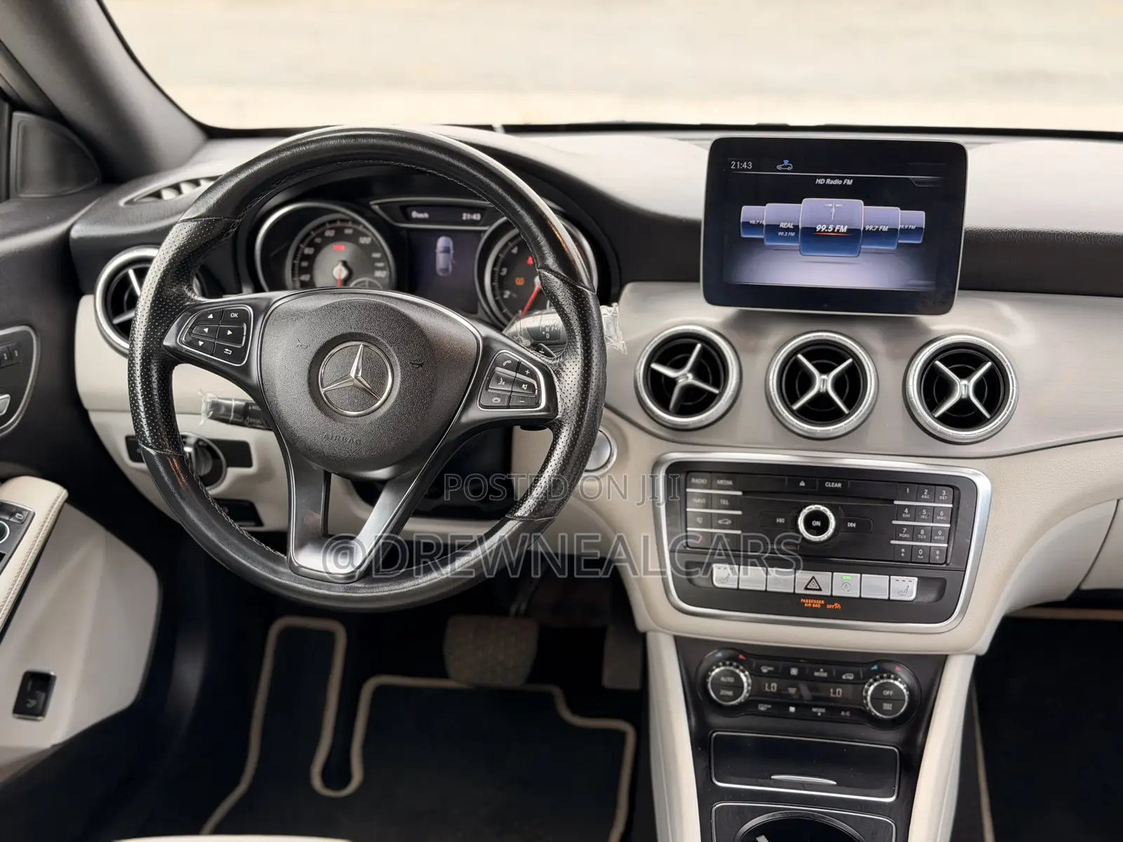 Mercedes-Benz CLA-Class CLA 250 4MATIC Sedan 2019 White