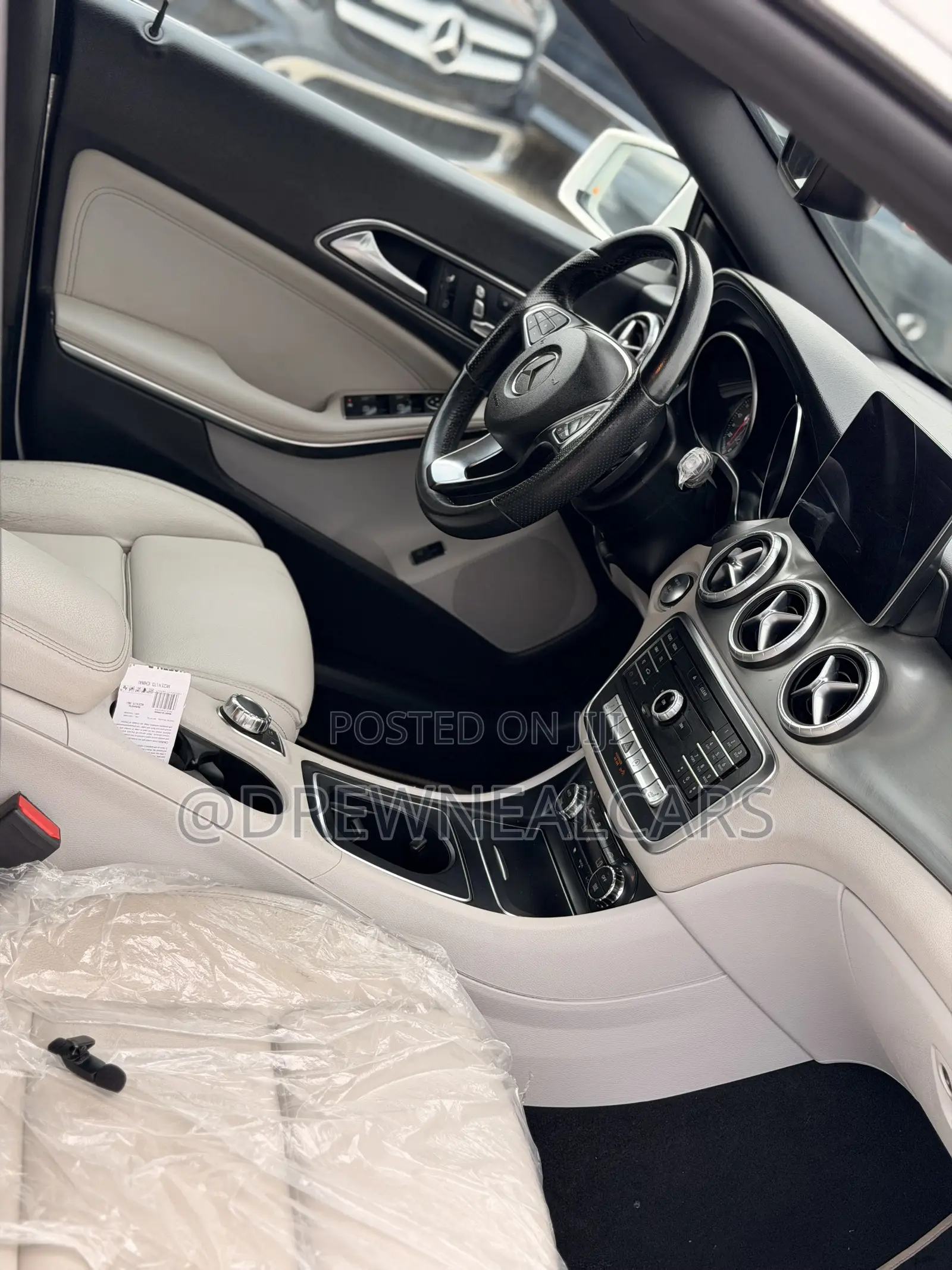 Mercedes-Benz CLA-Class CLA 250 4MATIC Sedan 2019 White