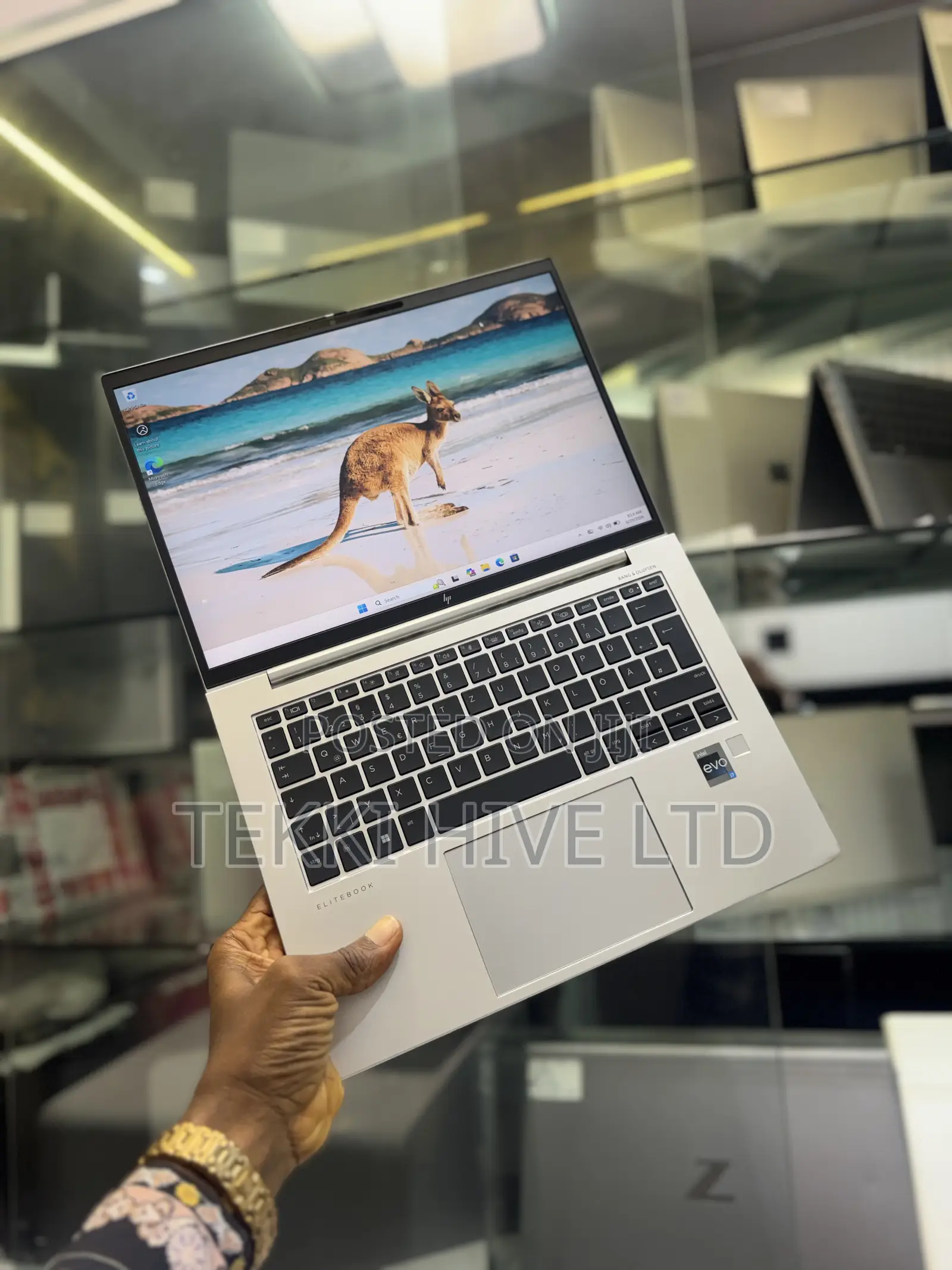 Laptop HP EliteBook 840 G10 16GB Intel Core i7 SSD 512GB