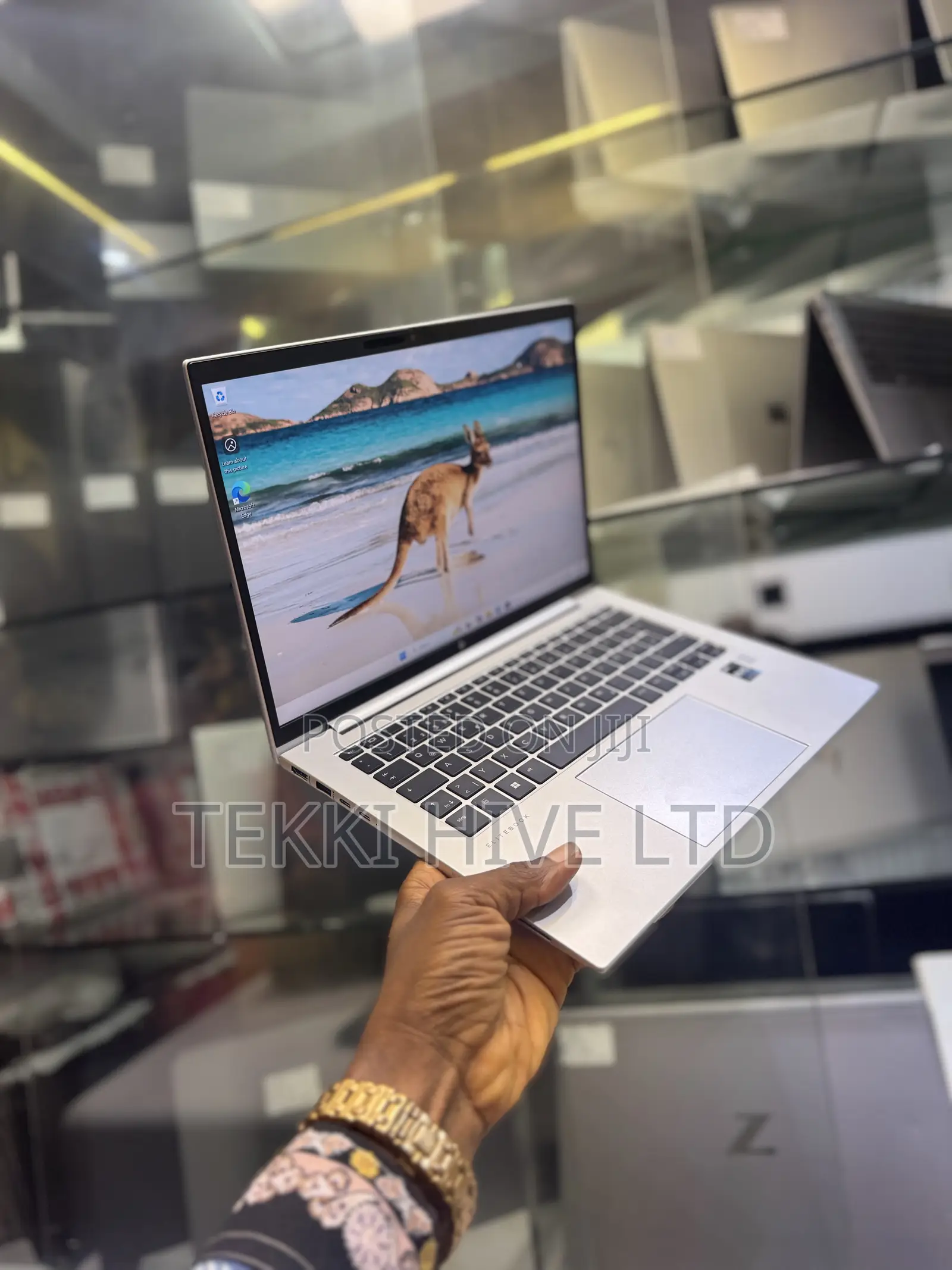 Laptop HP EliteBook 840 G10 16GB Intel Core i7 SSD 512GB