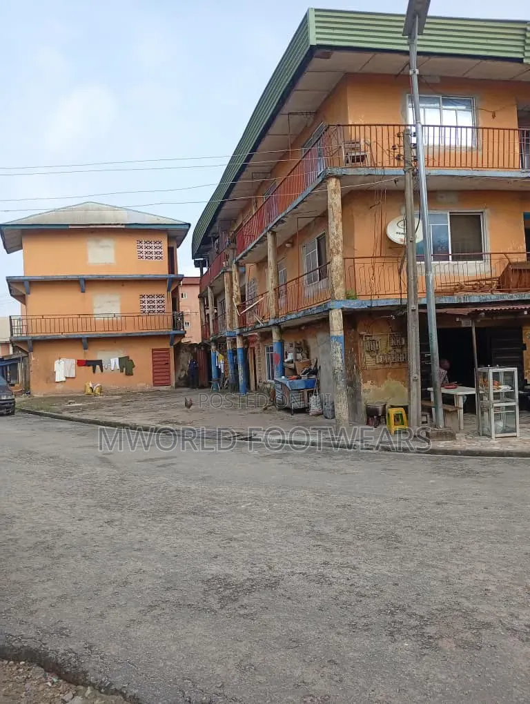 2bdrm Block of Flats in Municipal, Owerri for sale