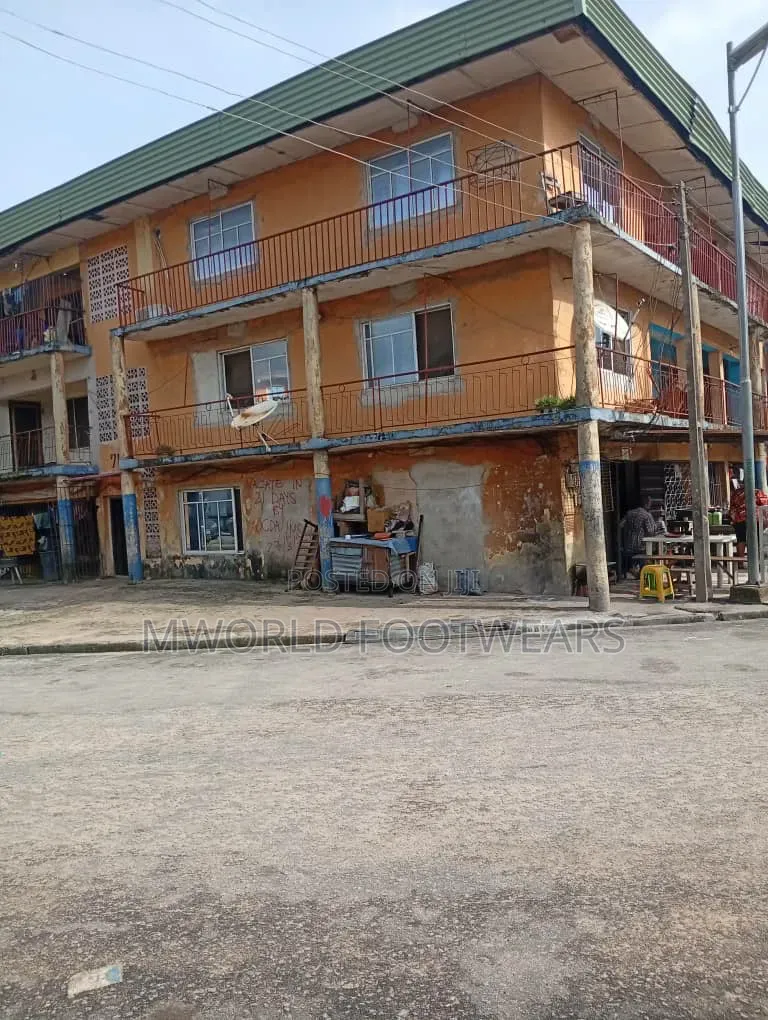 2bdrm Block of Flats in Municipal, Owerri for sale