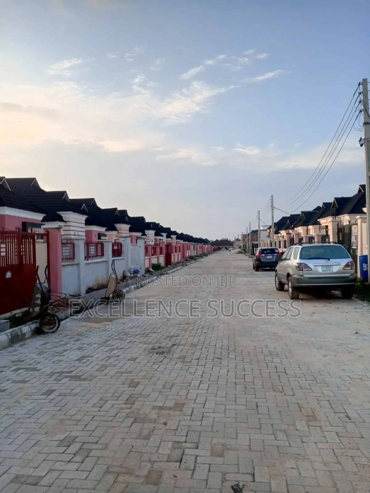 3bdrm Bungalow in Cooperative Estate, Ayobo for sale