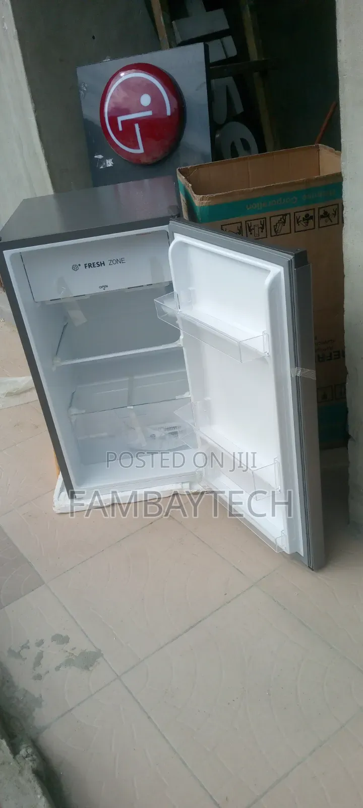 Hisense Ref 121 Refrigerator – Low Power Consumption