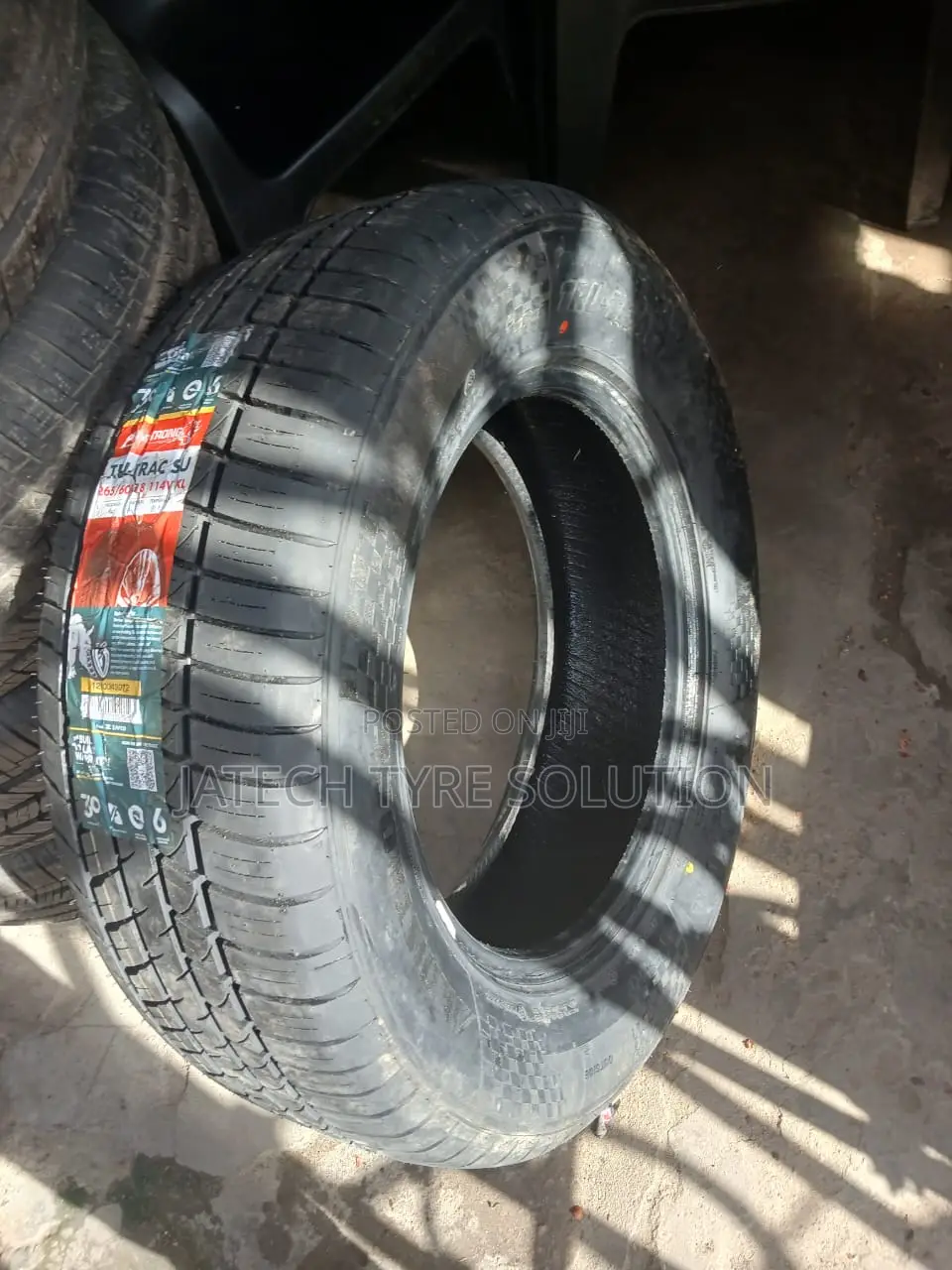 265/60/18 Armstrong Made in Thailand