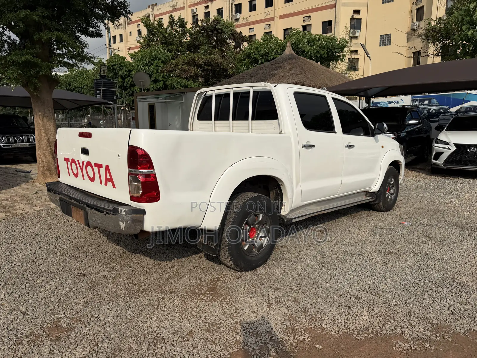 Toyota Hilux 2014 White