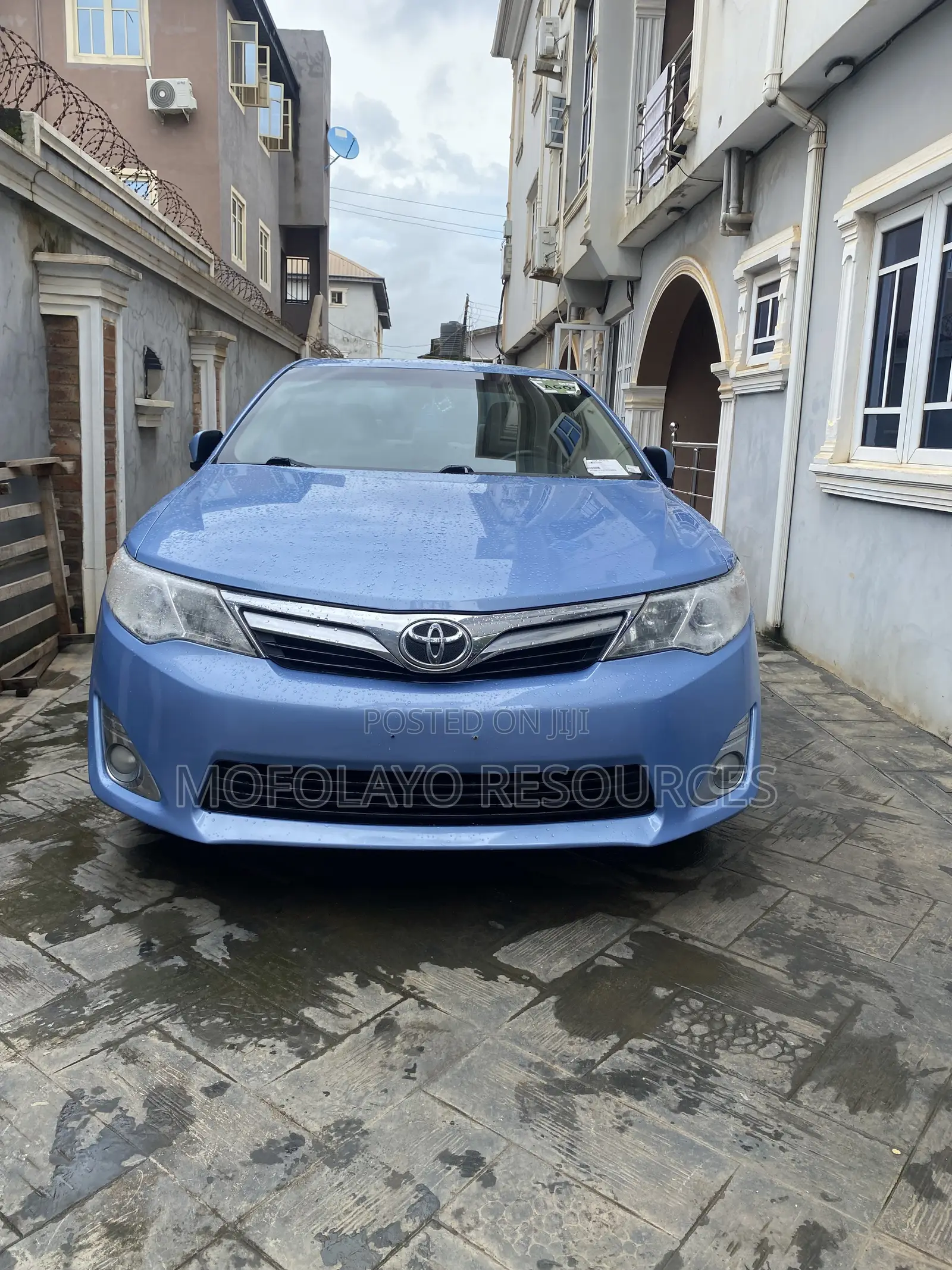 Toyota Camry XLE 4dr Sedan (2.5L 4cyl 6A) 2012 Blue