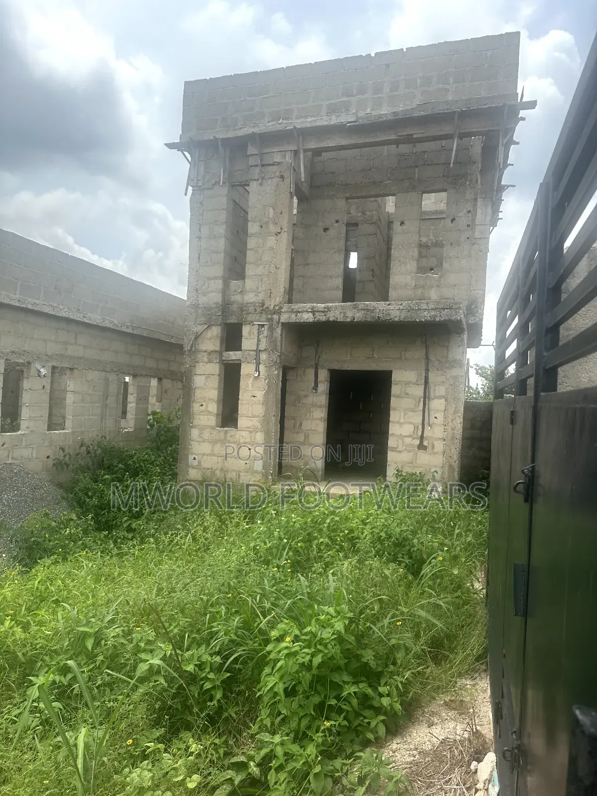3bdrm Bungalow in Owerri for sale