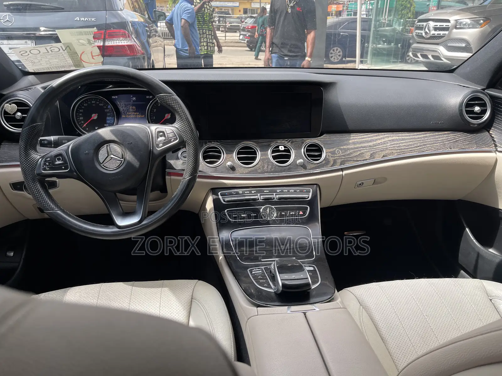 Mercedes-Benz E300 2017 Black