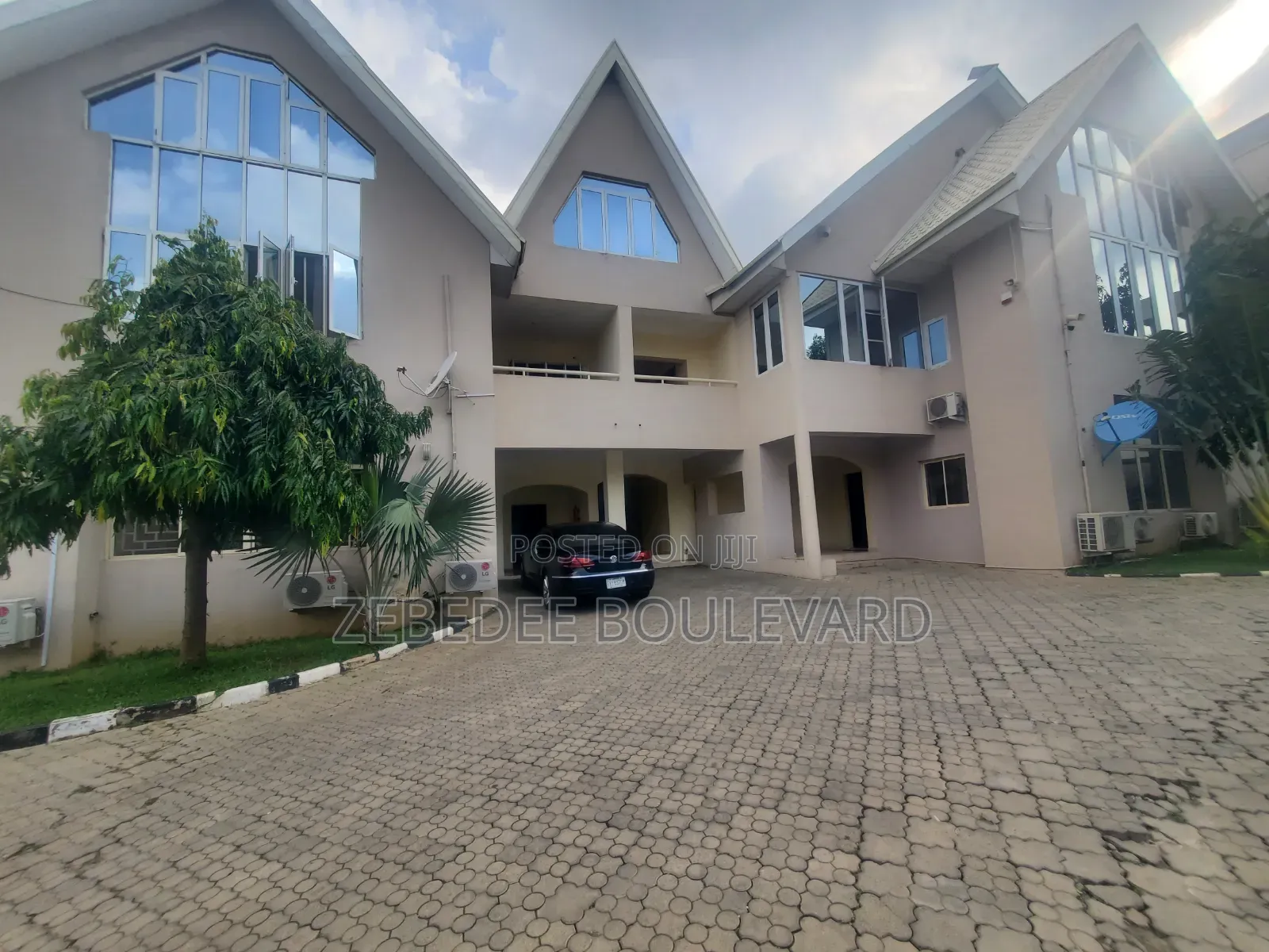 4bdrm Block of Flats in Asokoro for rent