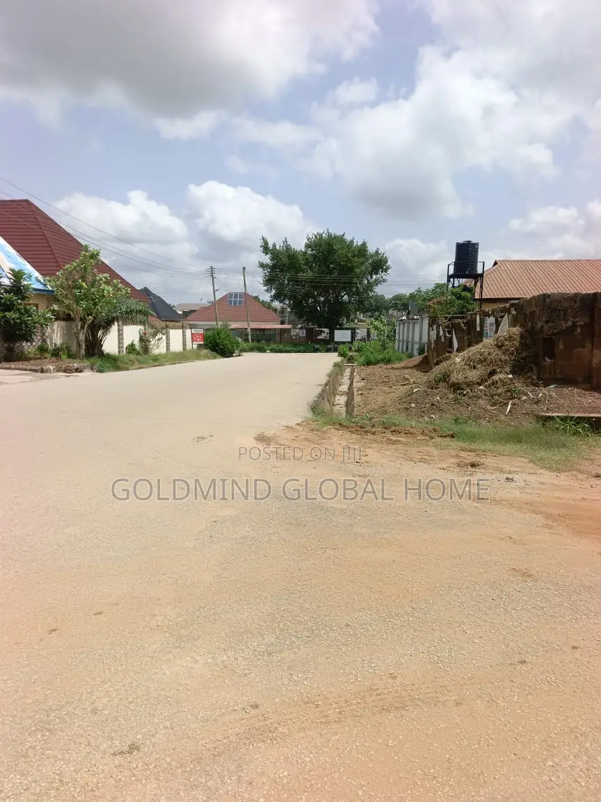 2bdrm Bungalow in Fha Lugbe for sale