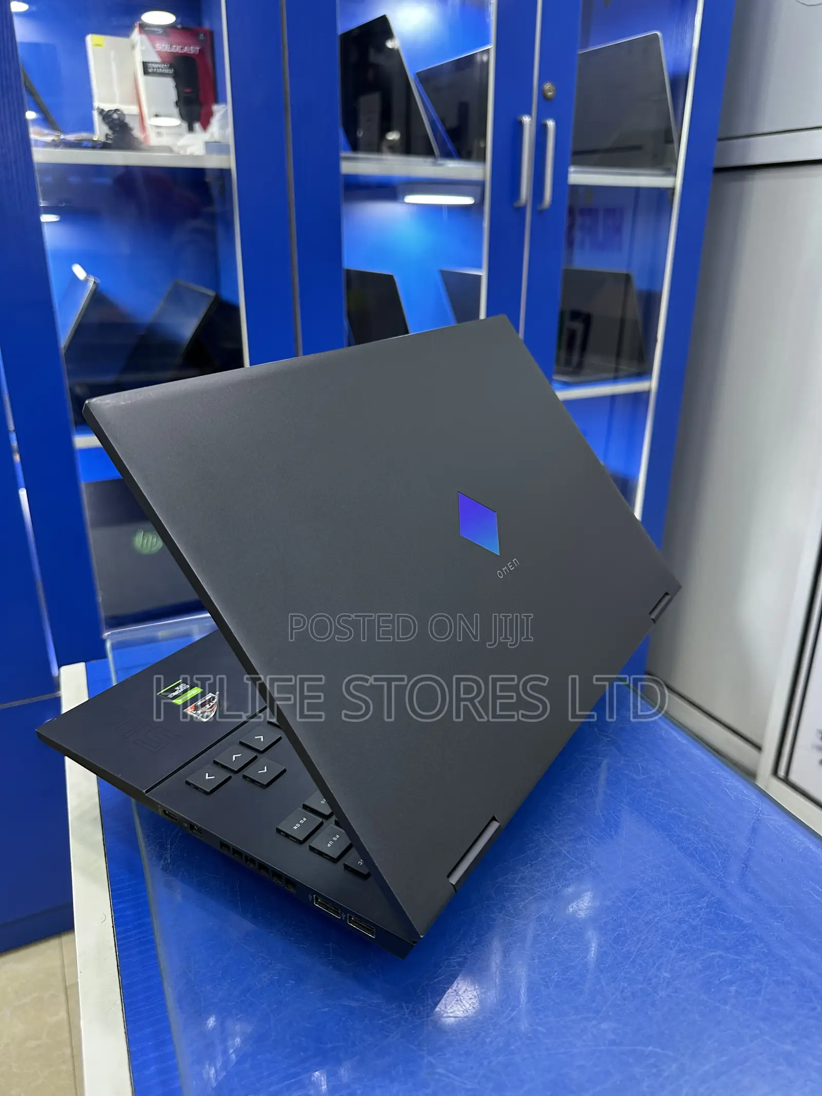 Laptop HP Omen 15-ce0xx 8GB AMD Ryzen 7 SSD 512GB