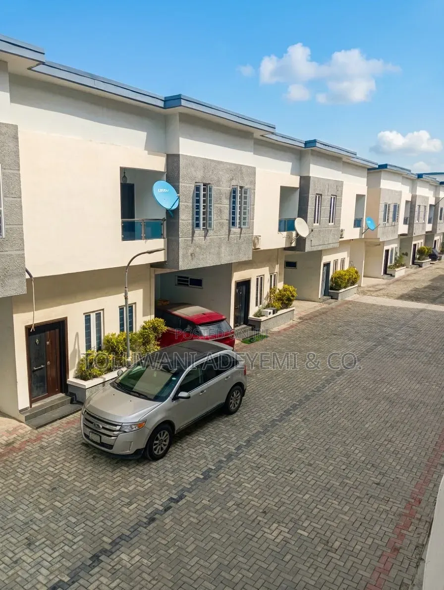 4bdrm Duplex in Coastal Road, Ajah, Off Lekki-Epe Expressway for rent