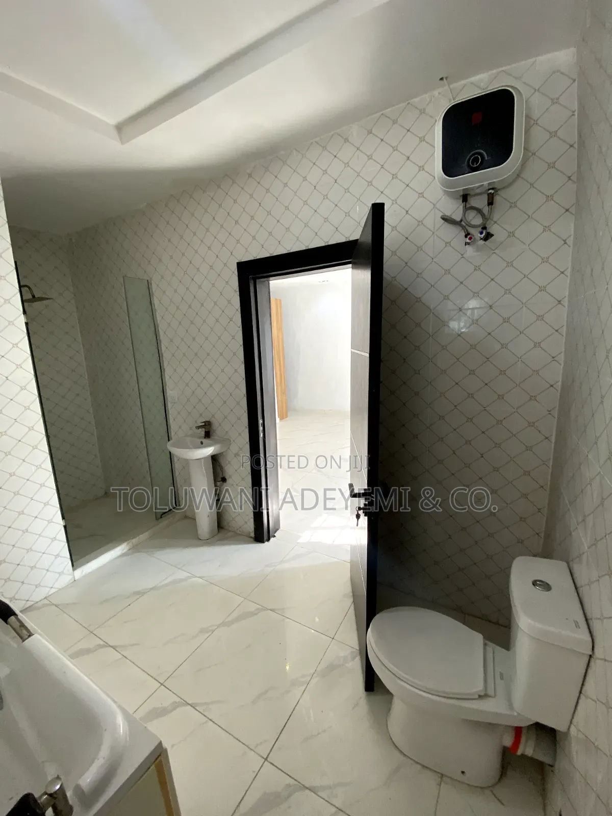4bdrm Duplex in Coastal Road, Ajah, Off Lekki-Epe Expressway for rent