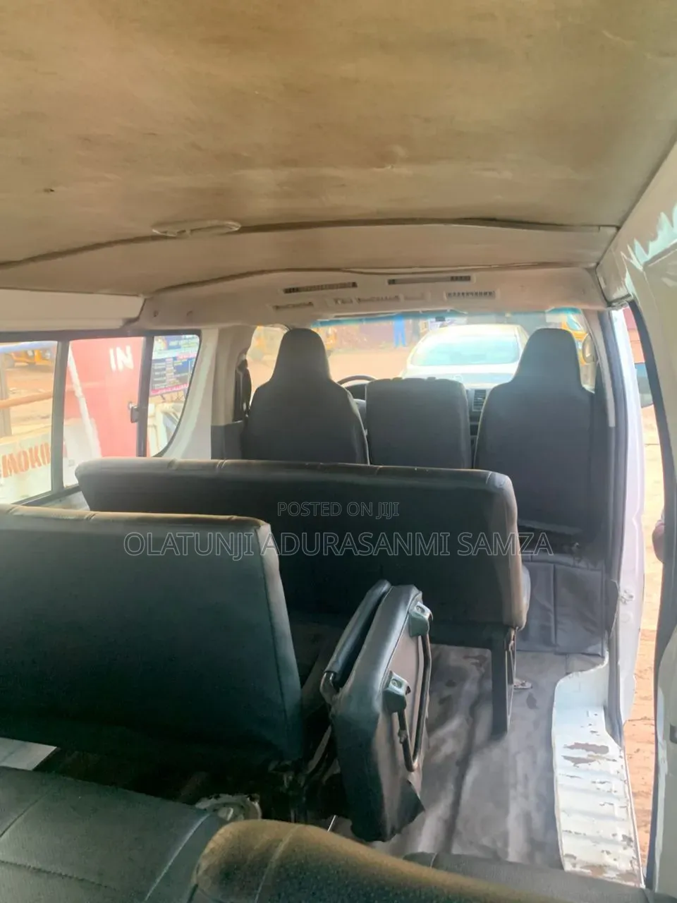Toyota HiAce 2011 White