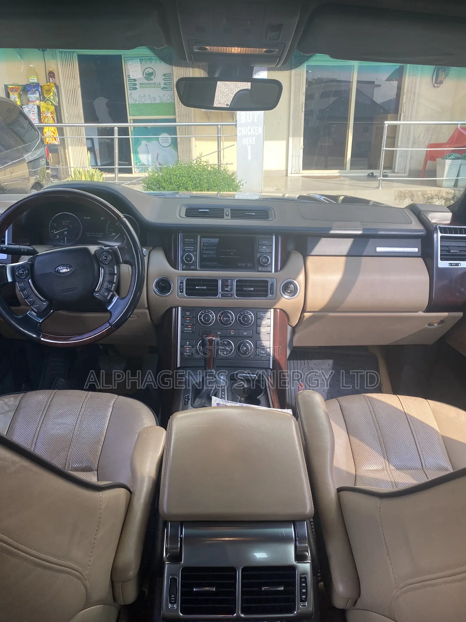 Land Rover Range Rover Vogue 2011 Black