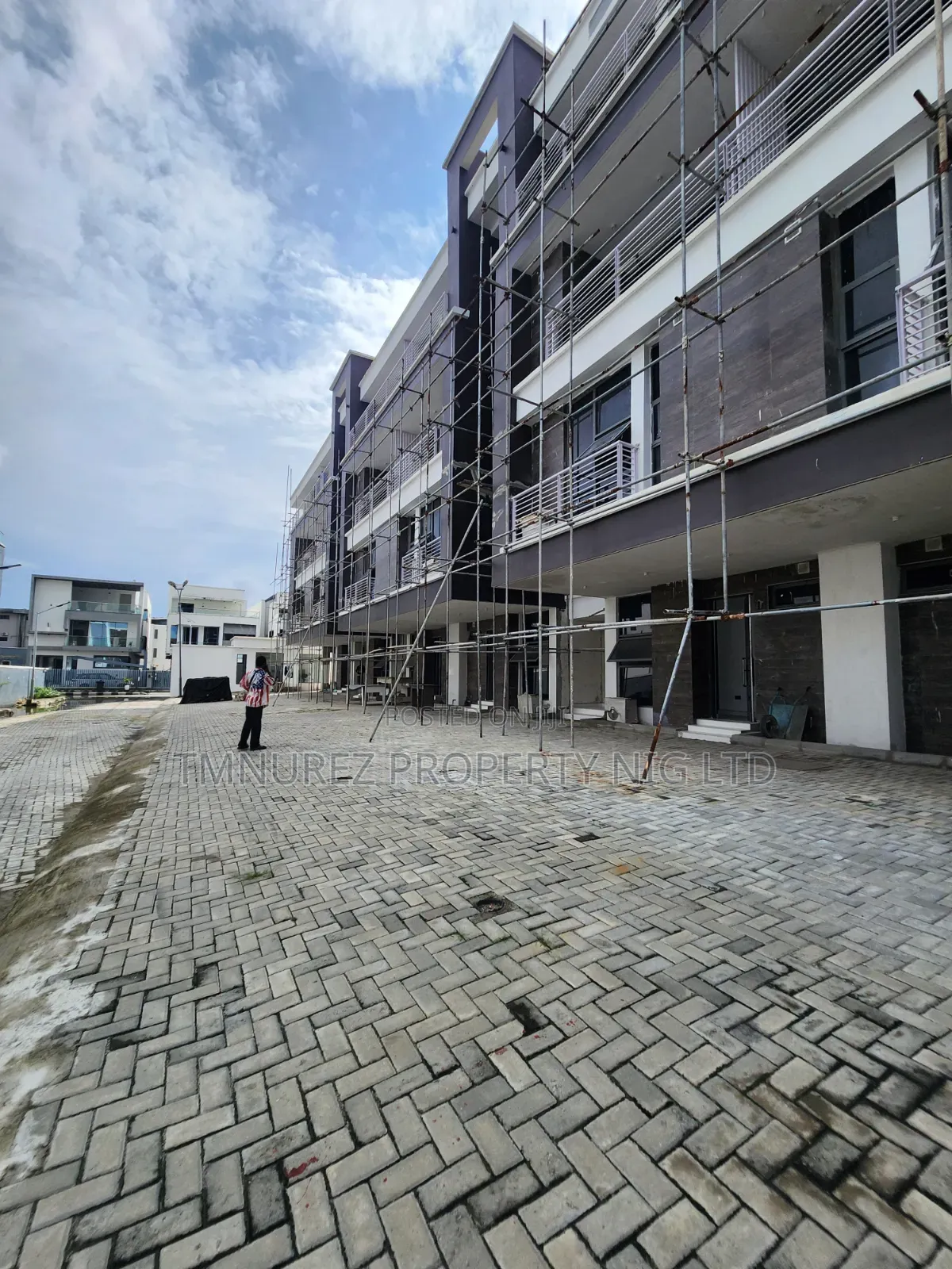4bdrm Duplex in Osapa London for rent