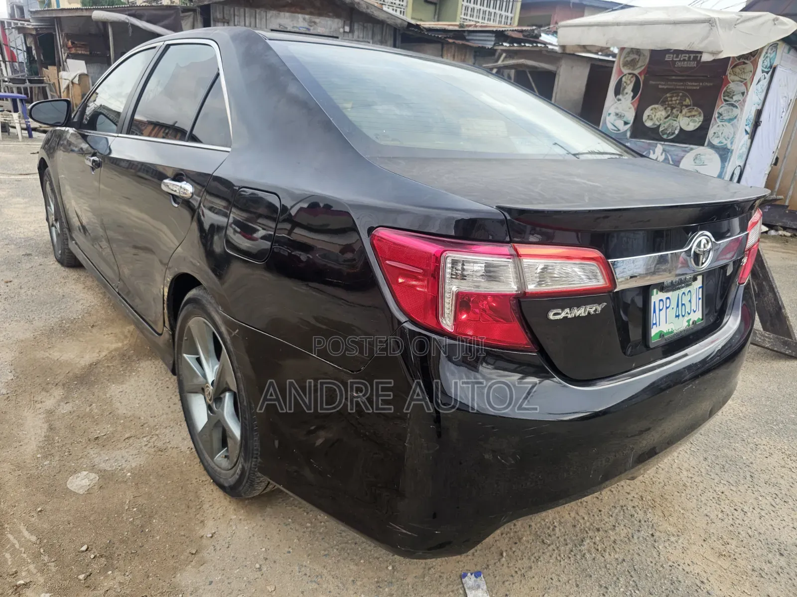 Toyota Camry SE 4dr Sedan (2.5L 4cyl 6A) 2013 Black