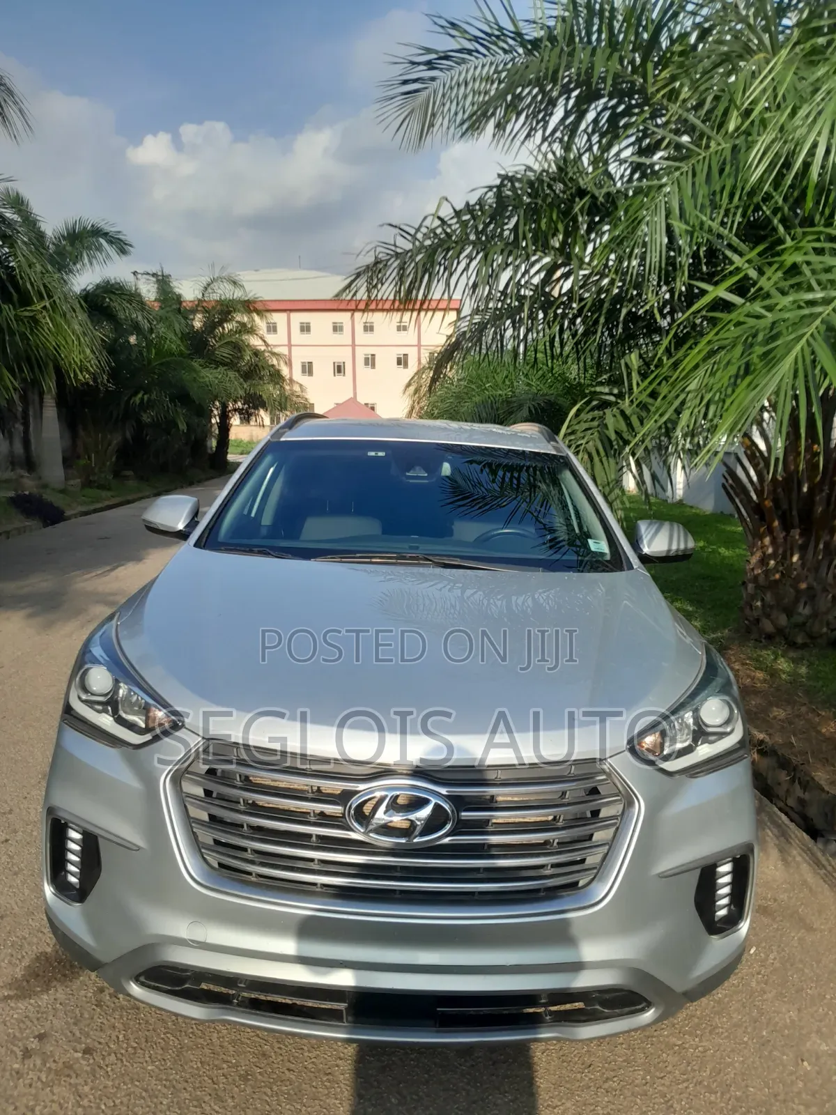 Toyota Sienta 2019 Silver