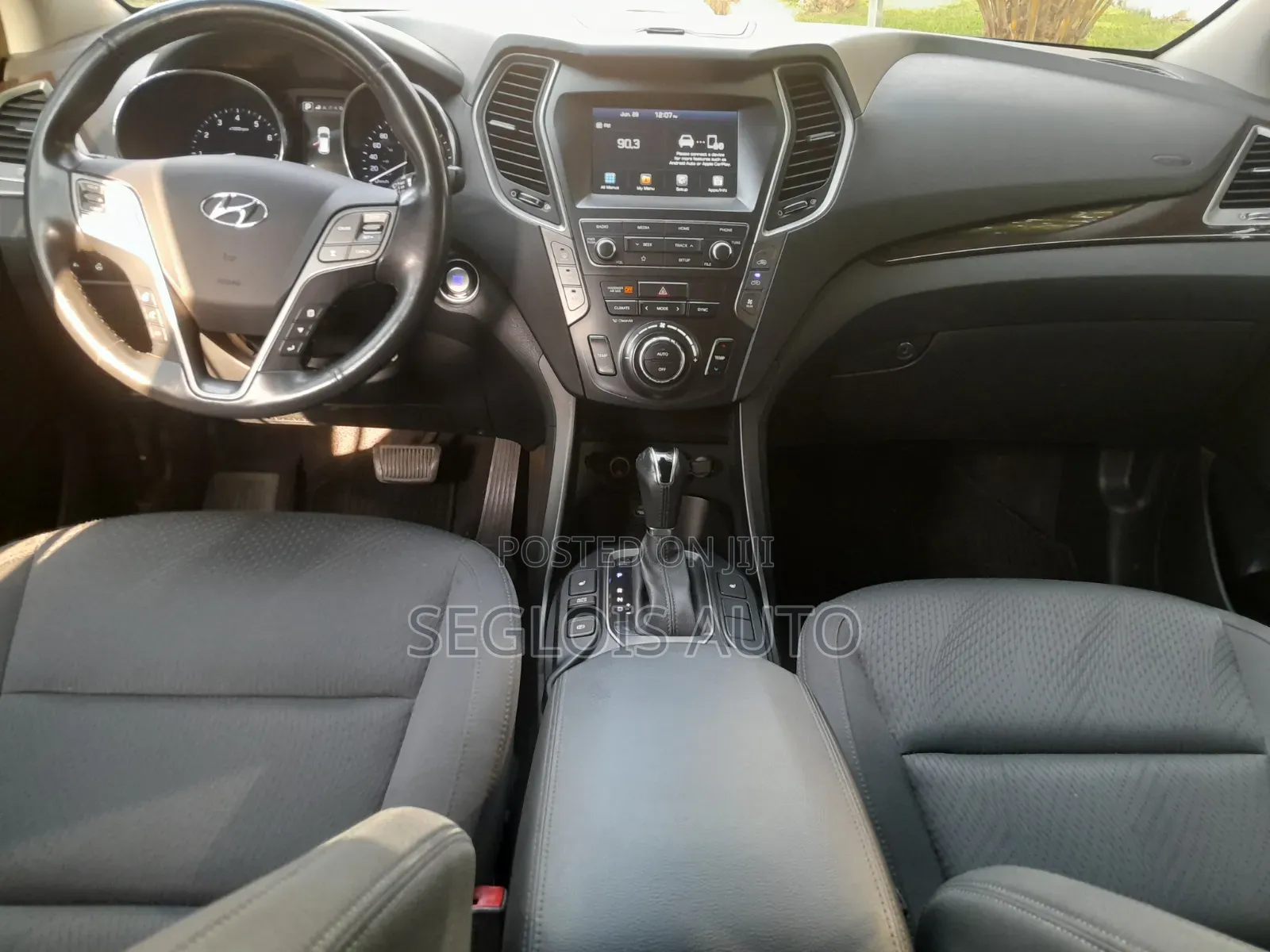 Toyota Sienta 2019 Silver