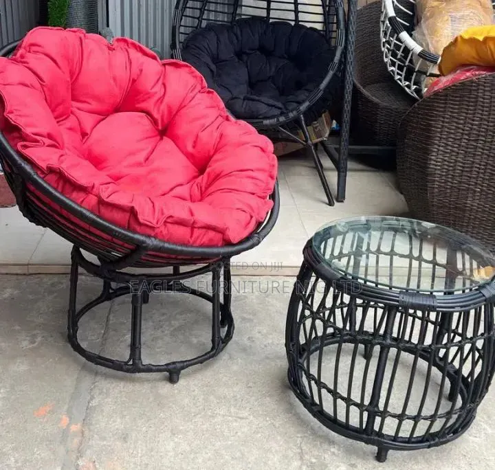 Topnotch Relaxing Rattan Outdoor and Table
