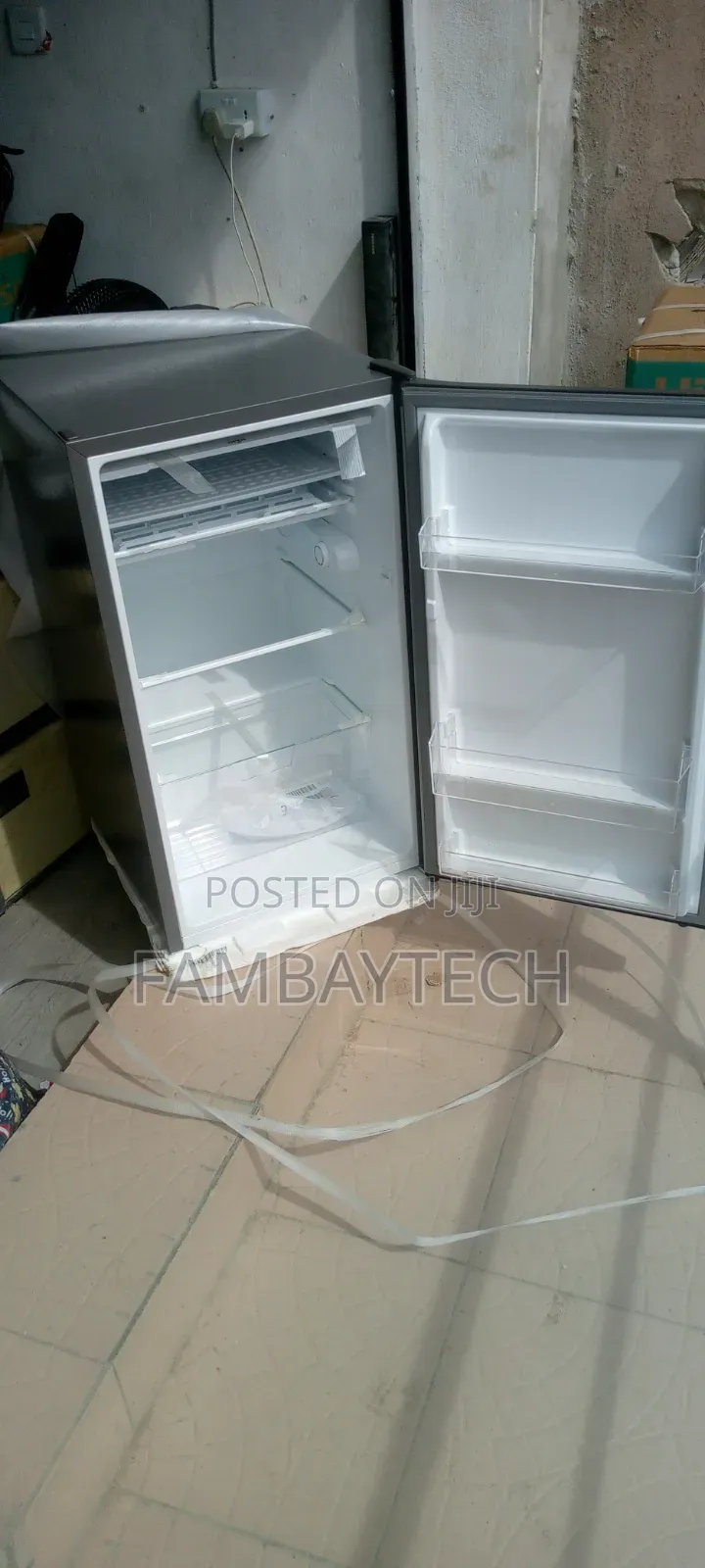 Hisense Ref 121 Refrigerator – Built for Long-Lasting Performance