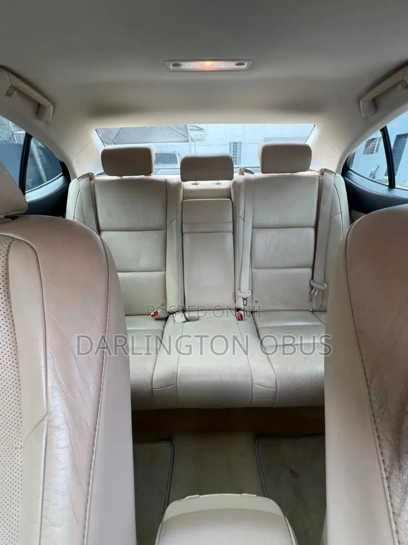 Lexus ES 350 FWD 2014 Black