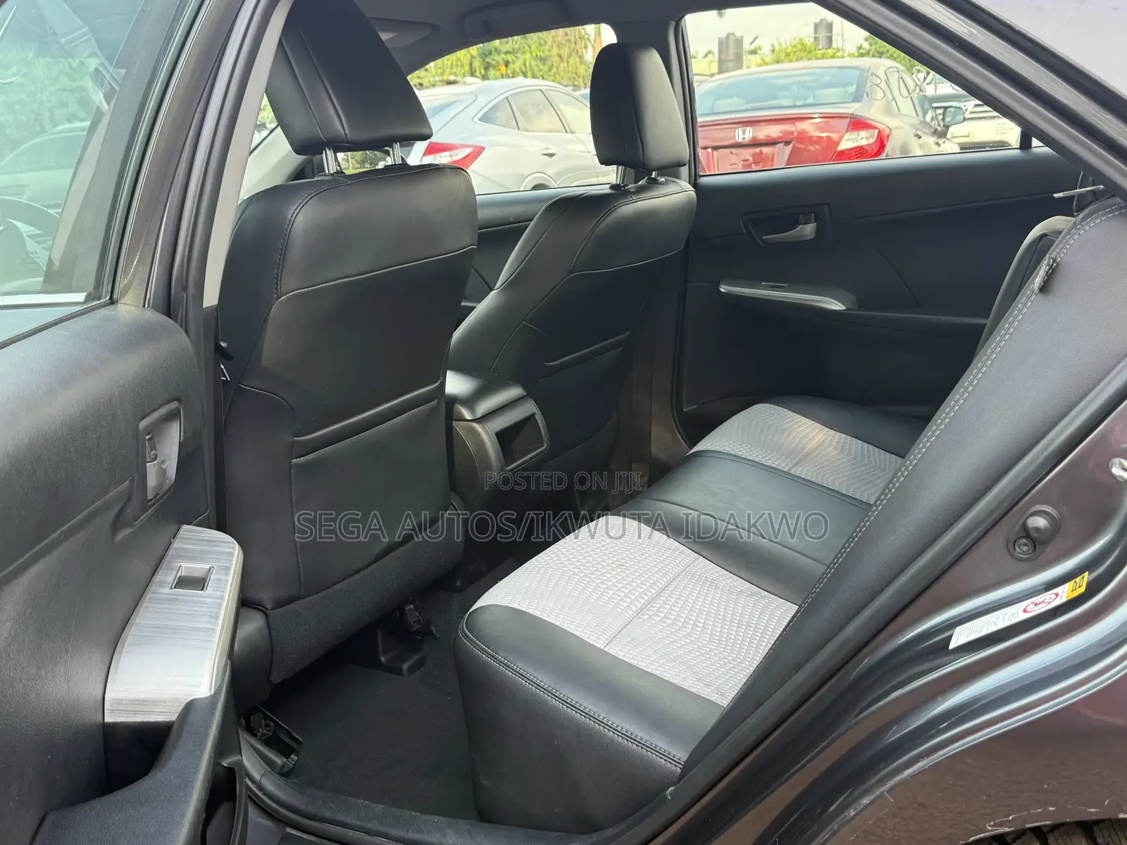 Toyota Camry SE Sport 4dr Sedan (2.5L 4cyl 6A) 2014 Gray
